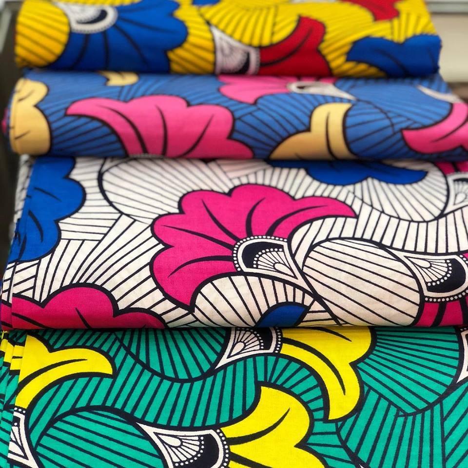 Choix de tissus à motifs fleurals