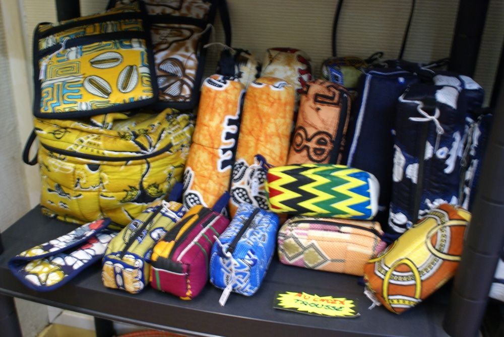Emsemble de trousse à motif africain