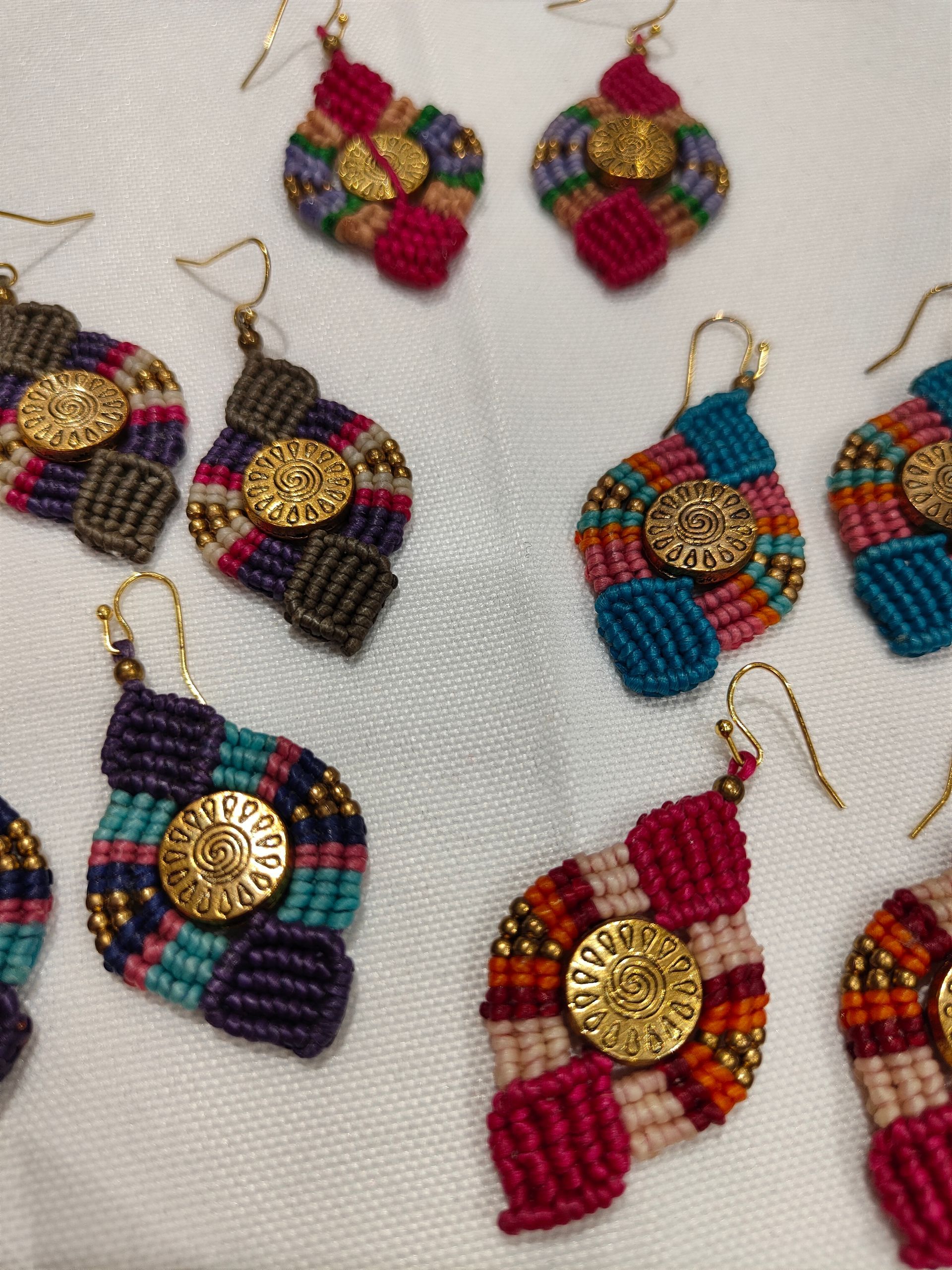 Boucles d'oreilles en perles colorées