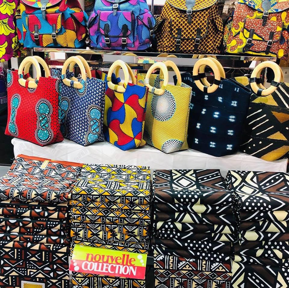 Choix de sac à mains confectionnés en wax