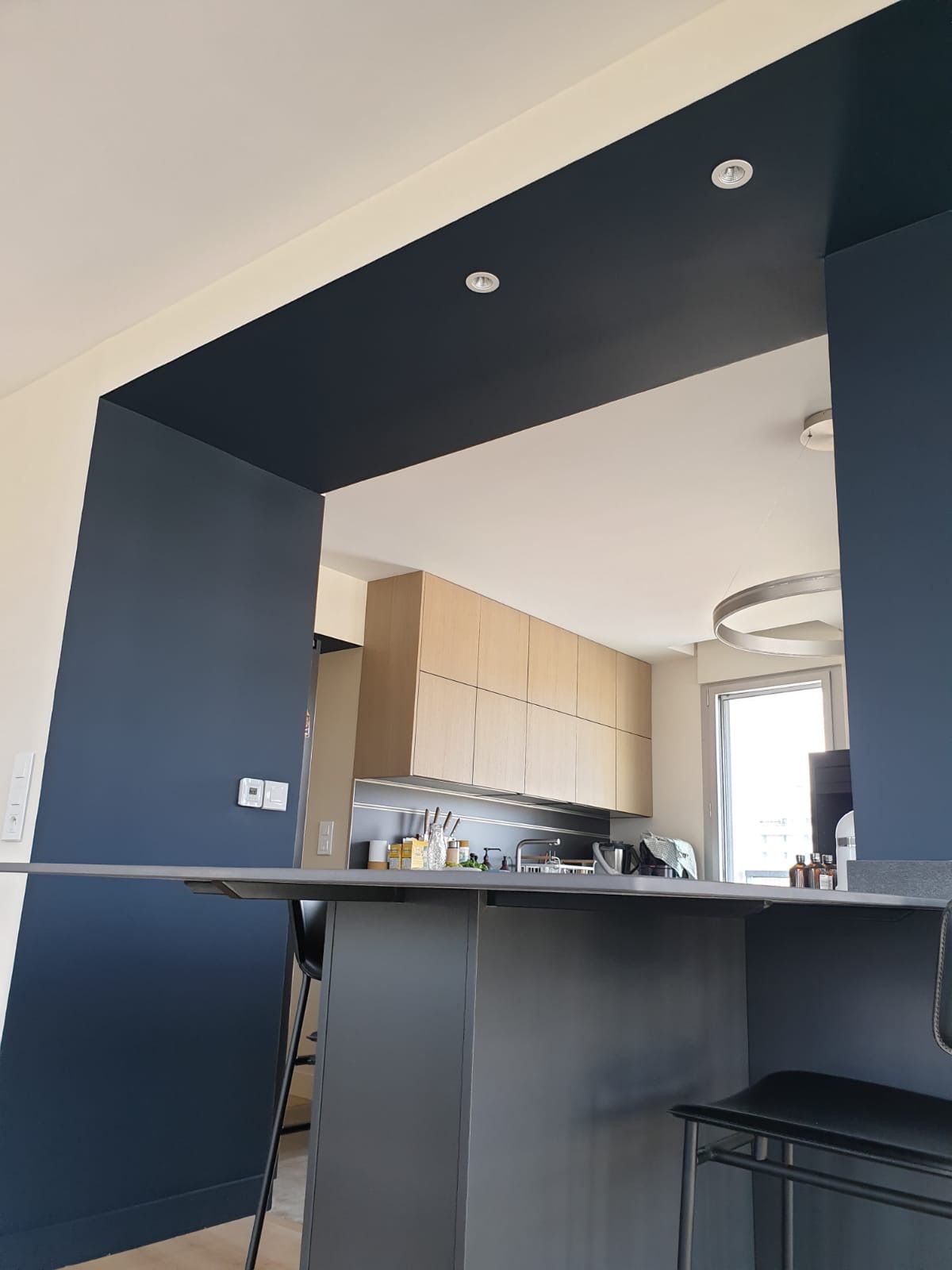 Peinture d'intérieur bleue 