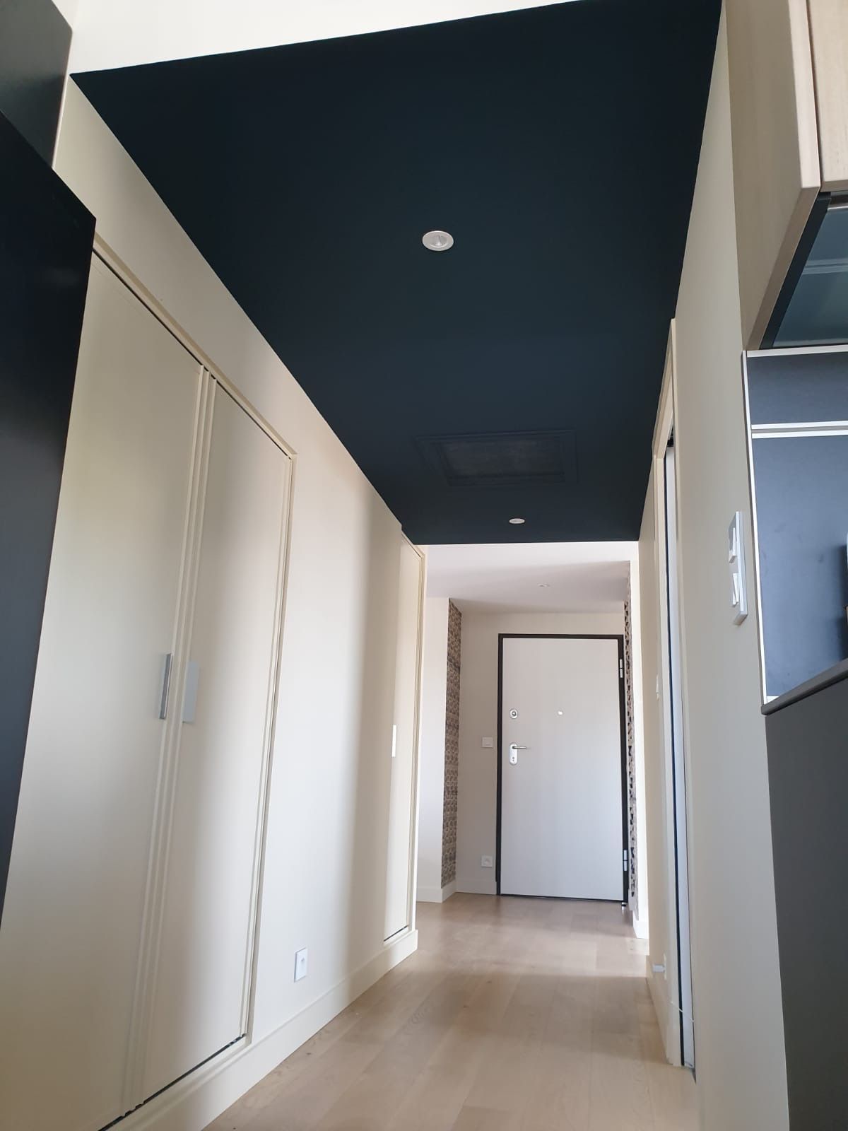 Peinture d'un couloir