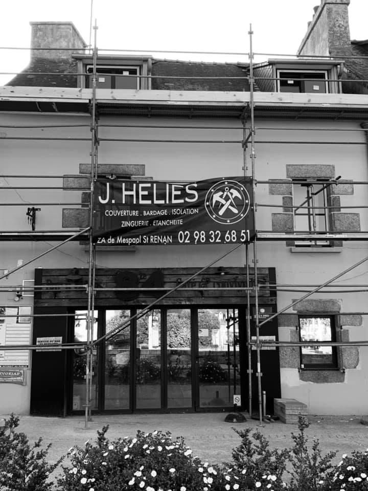 Rénovation toiture avec tuiles en ardoise