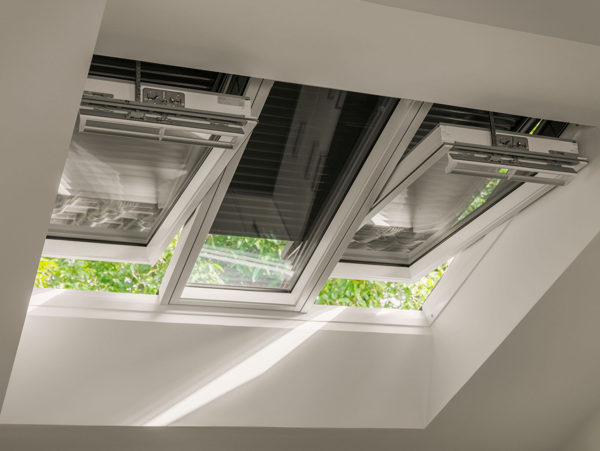 Dachfensterrolläden - Rohr-Storen GmbH - Rietheim