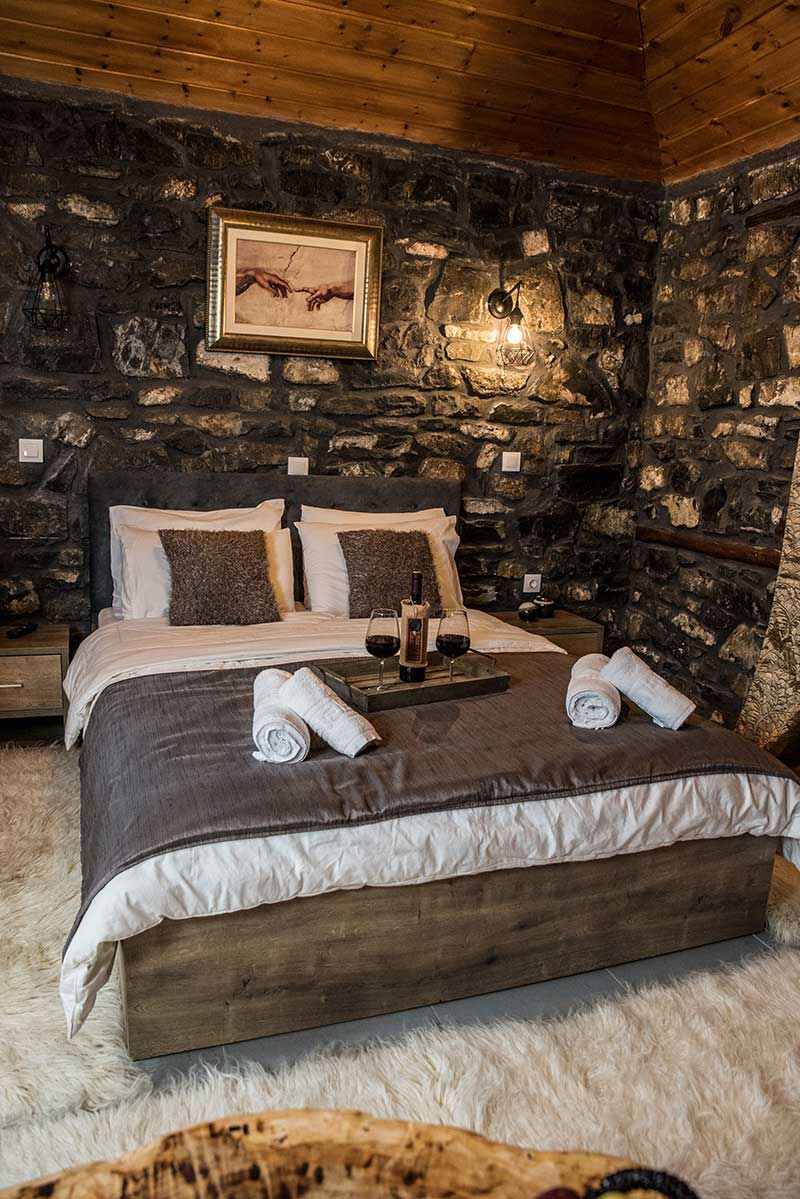 Δίκλινο Δωμάτιο με Τζάκι - Nefeli Hotel