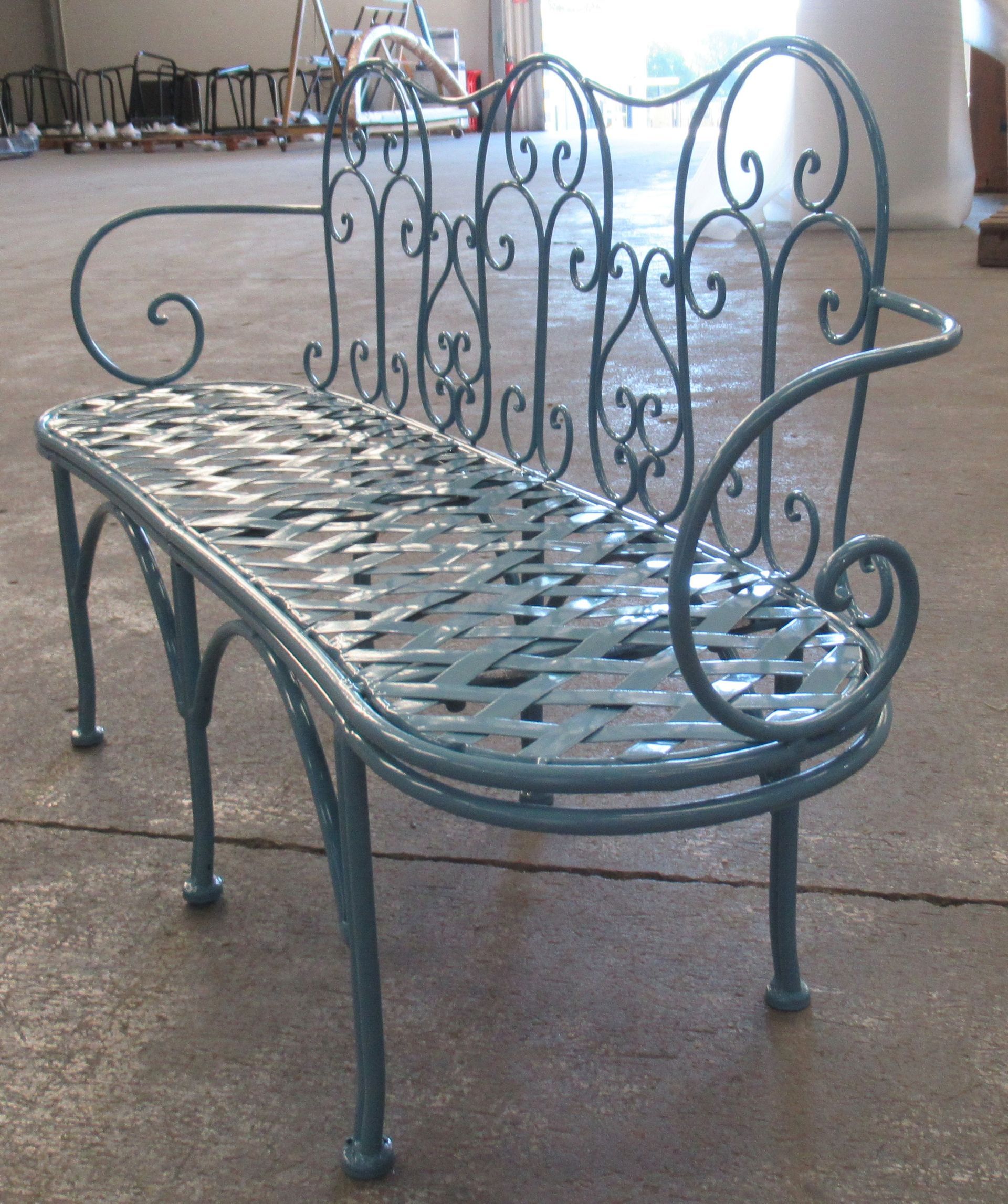 Mobilier de jardin rénové