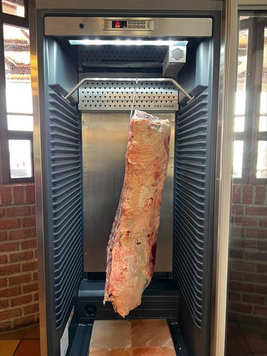 Dry Aged Rindfleisch | Seerestaurant zum Schlüssel | Restaurant, Zugersee, Seeblick, Pizza, regionaler Fisch, Dry Aged Beef | Immensee