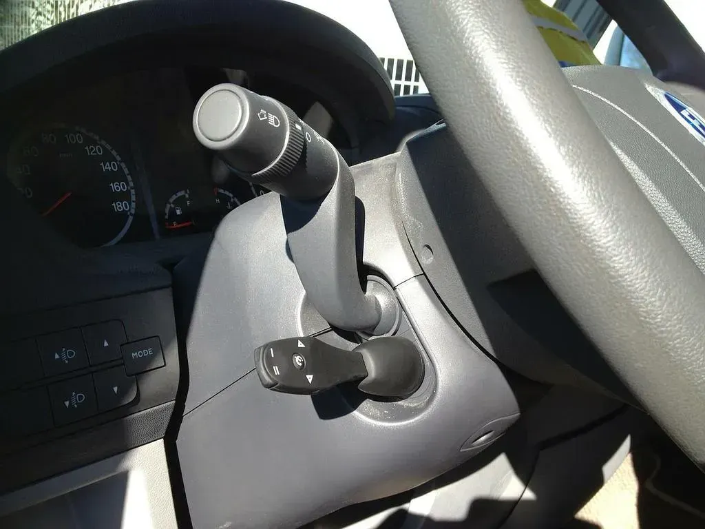 Photo d'un comodo de régulateur de vitesse