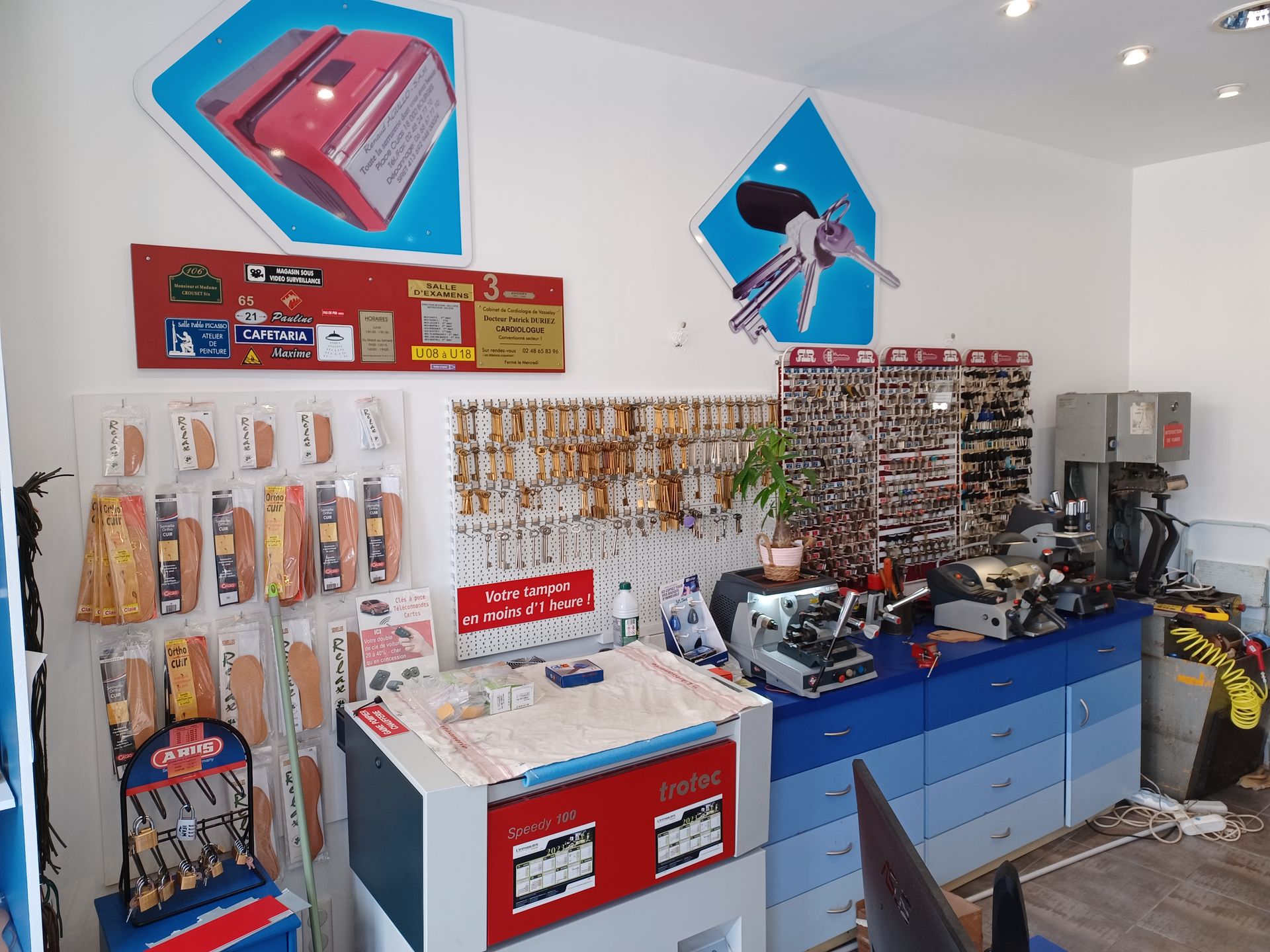 Photo magasin avec des ckés