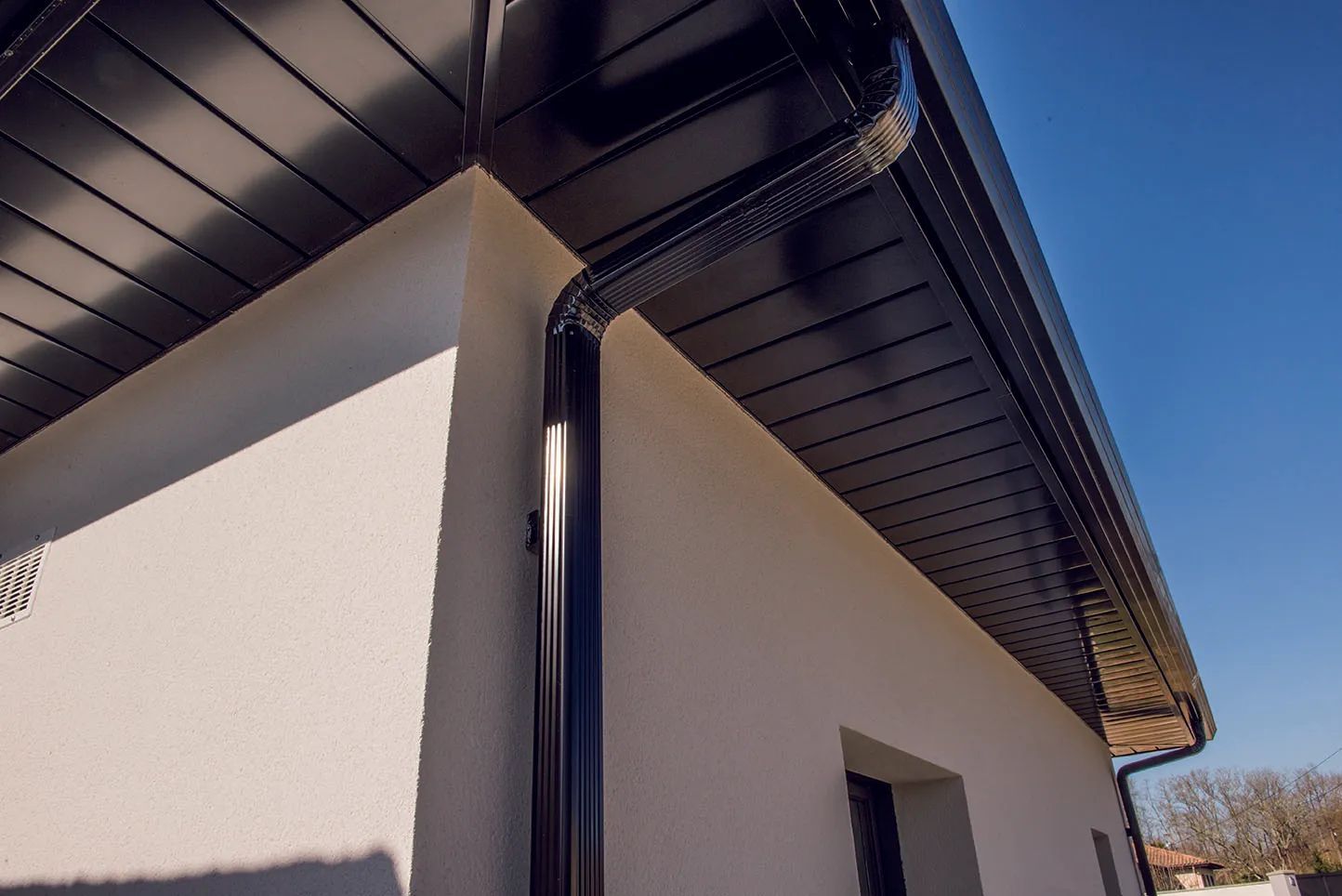 Travaux d'une façade de maison récente