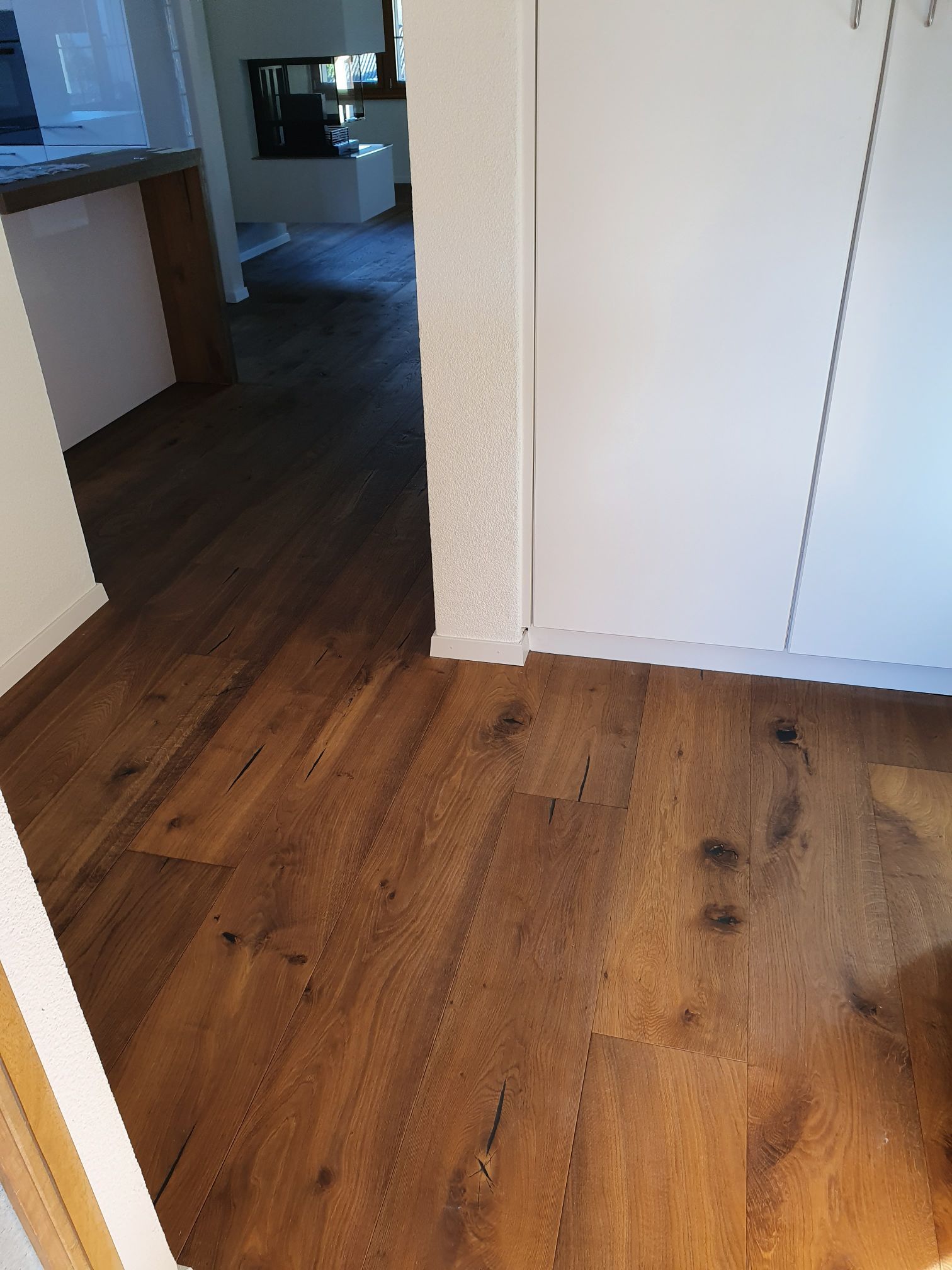 Pieroni Parkett & Bodenbeläge GmbH