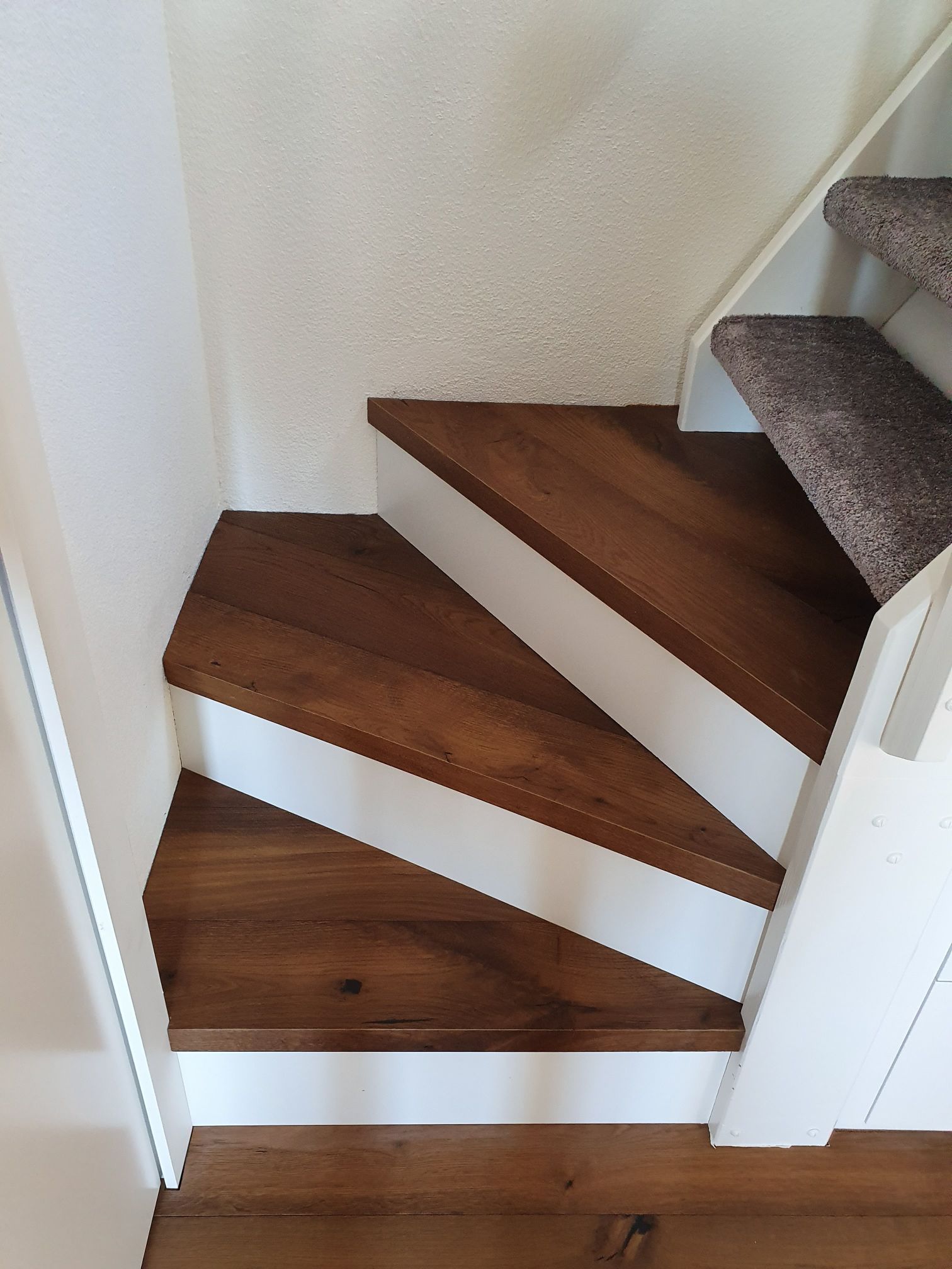 Pieroni Parkett & Bodenbeläge GmbH