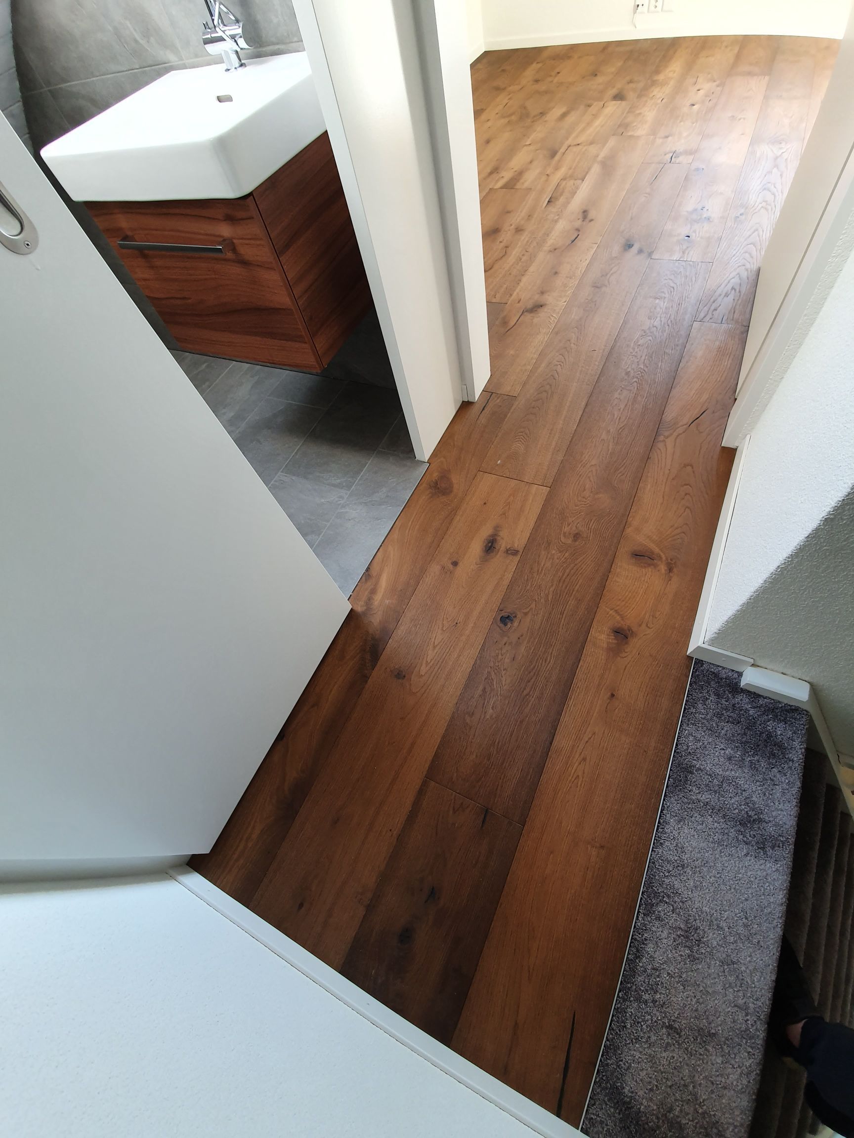 Pieroni Parkett & Bodenbeläge GmbH