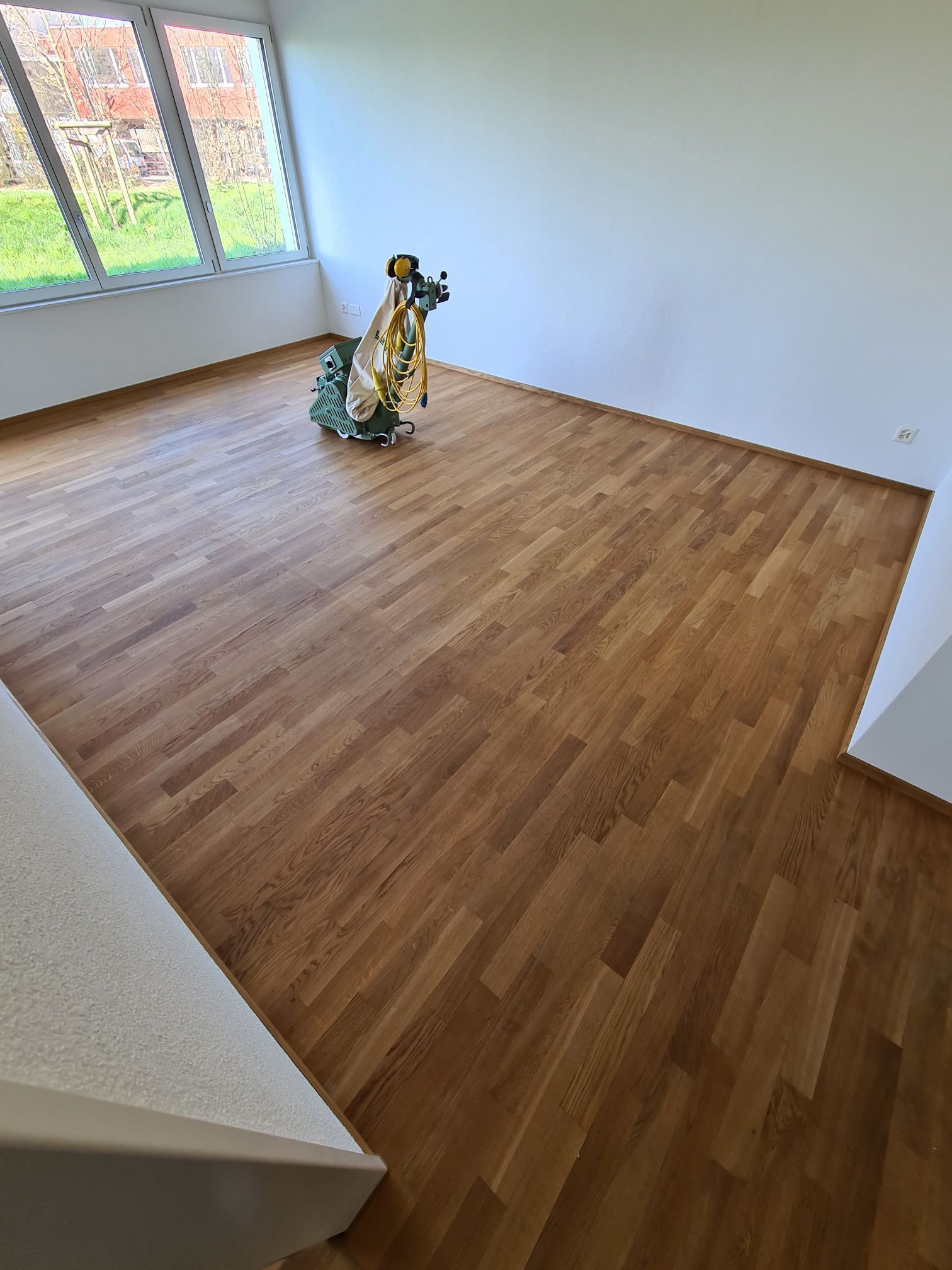 Pieroni Parkett & Bodenbeläge GmbH