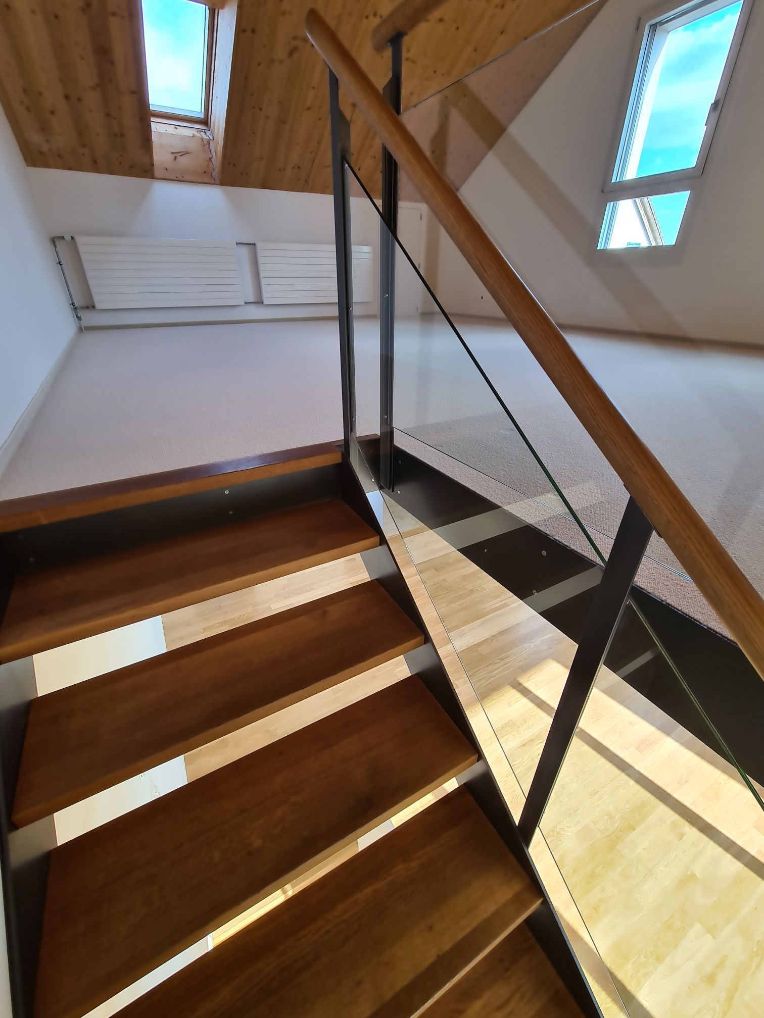 Pieroni Parkett & Bodenbeläge GmbH