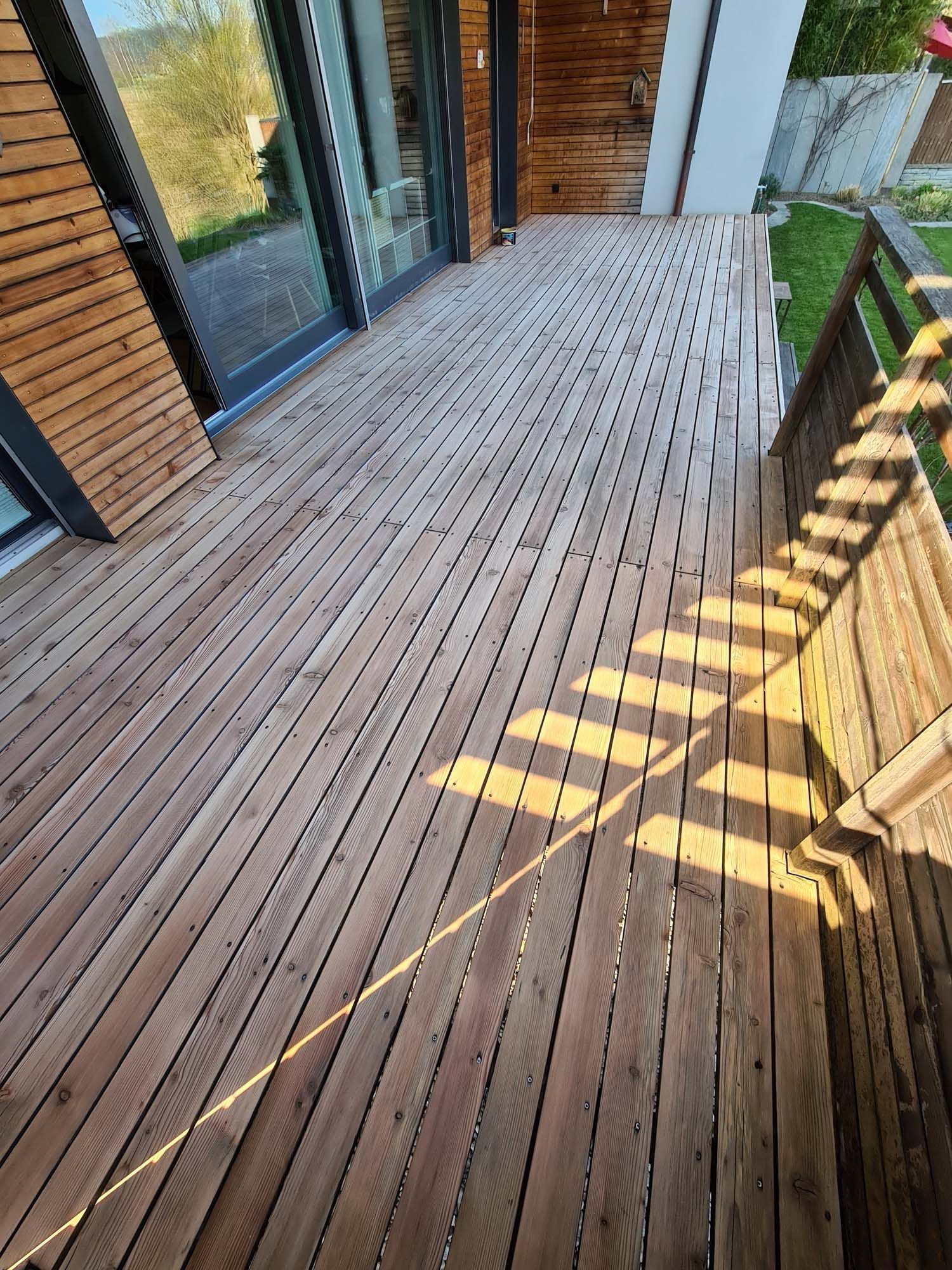 Terrassenboden - Pieroni Parkett & Bodenbeläge GmbH – Riedt b. Neerach