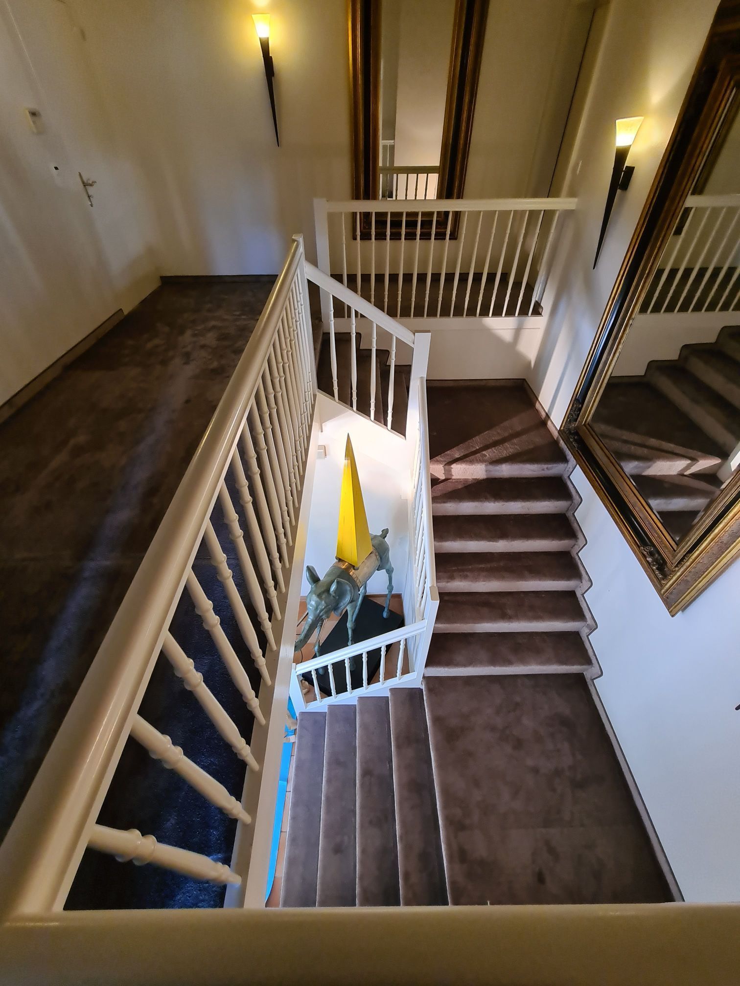 Pieroni Parkett & Bodenbeläge GmbH