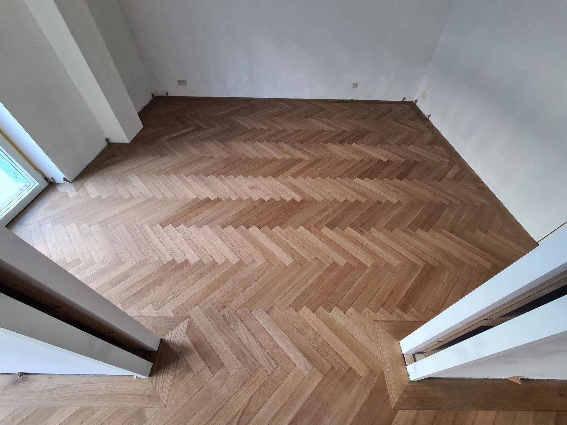 Pieroni Parkett & Bodenbeläge GmbH