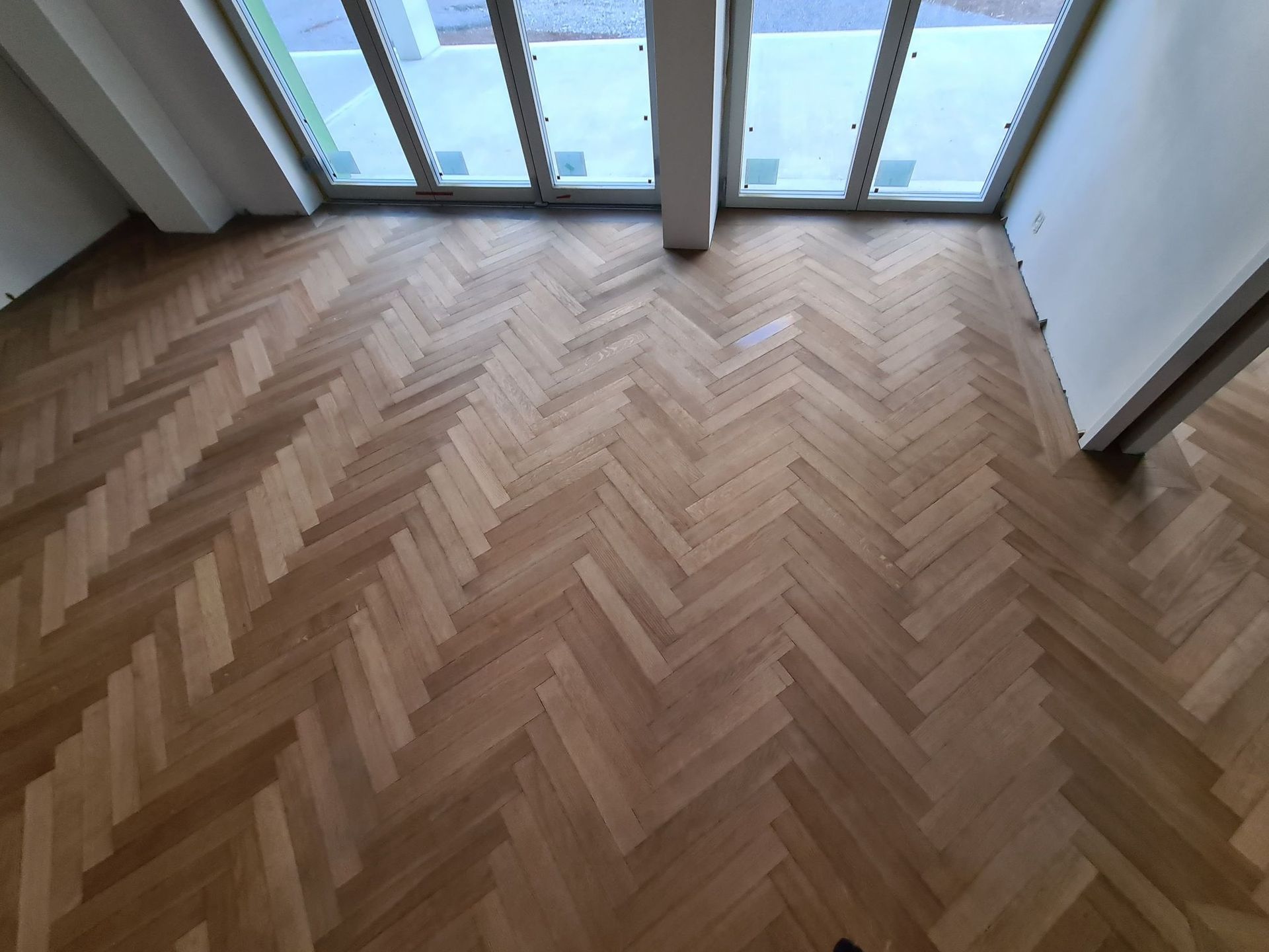 Pieroni Parkett & Bodenbeläge GmbH