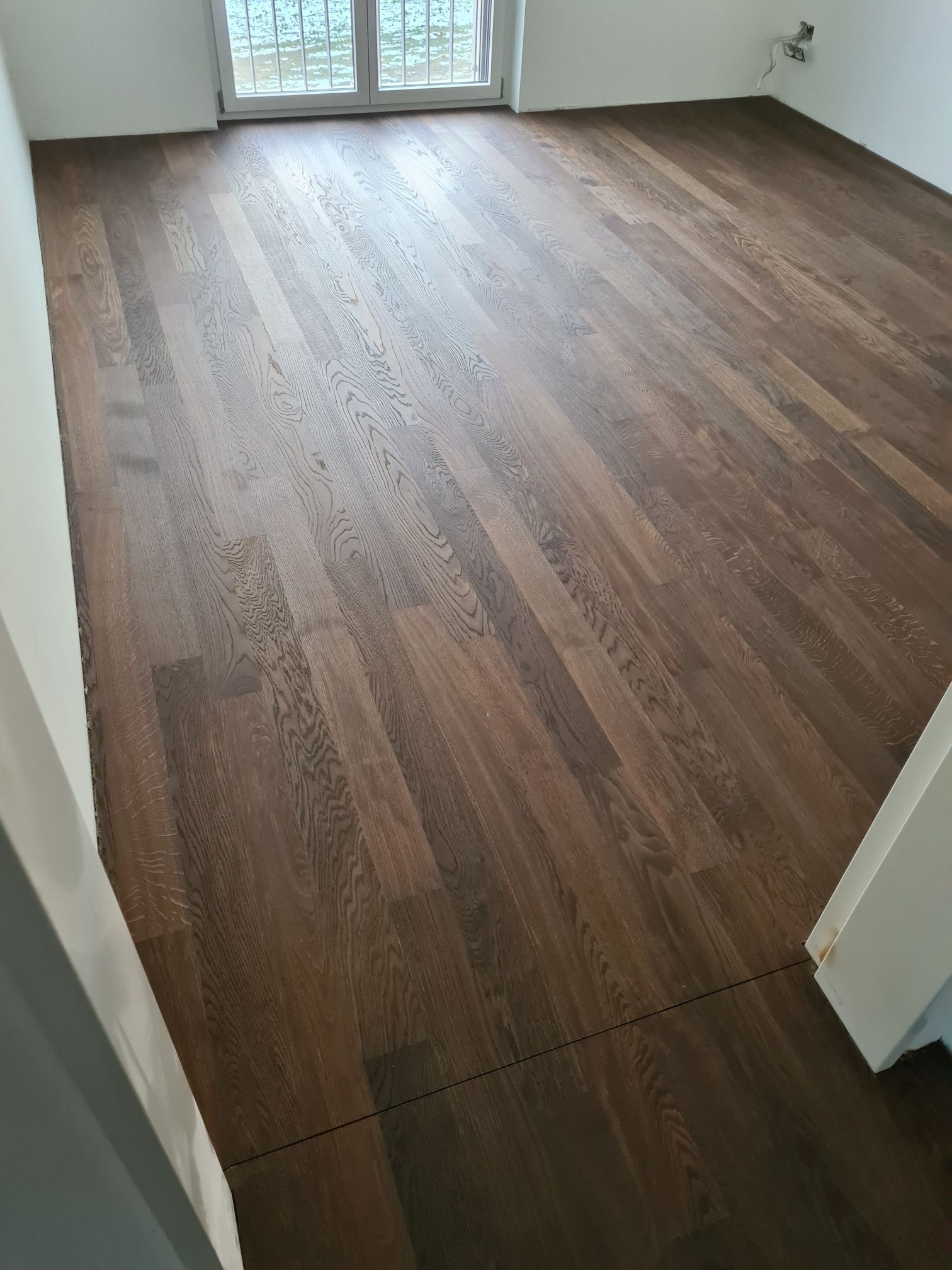 Pieroni Parkett & Bodenbeläge GmbH