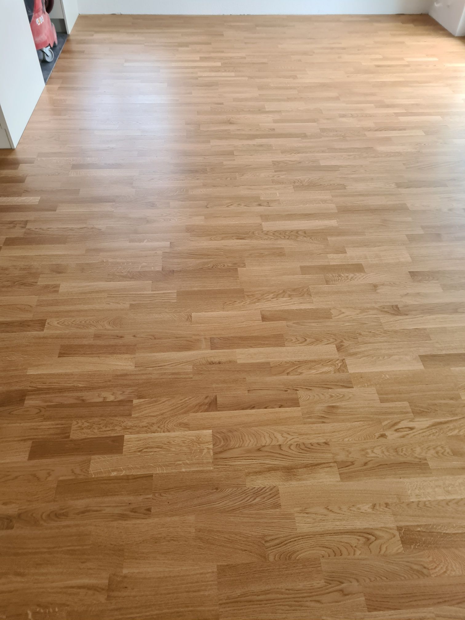 Pieroni Parkett & Bodenbeläge GmbH