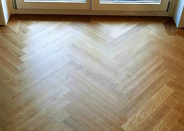 Pieroni Parkett & Bodenbeläge GmbH