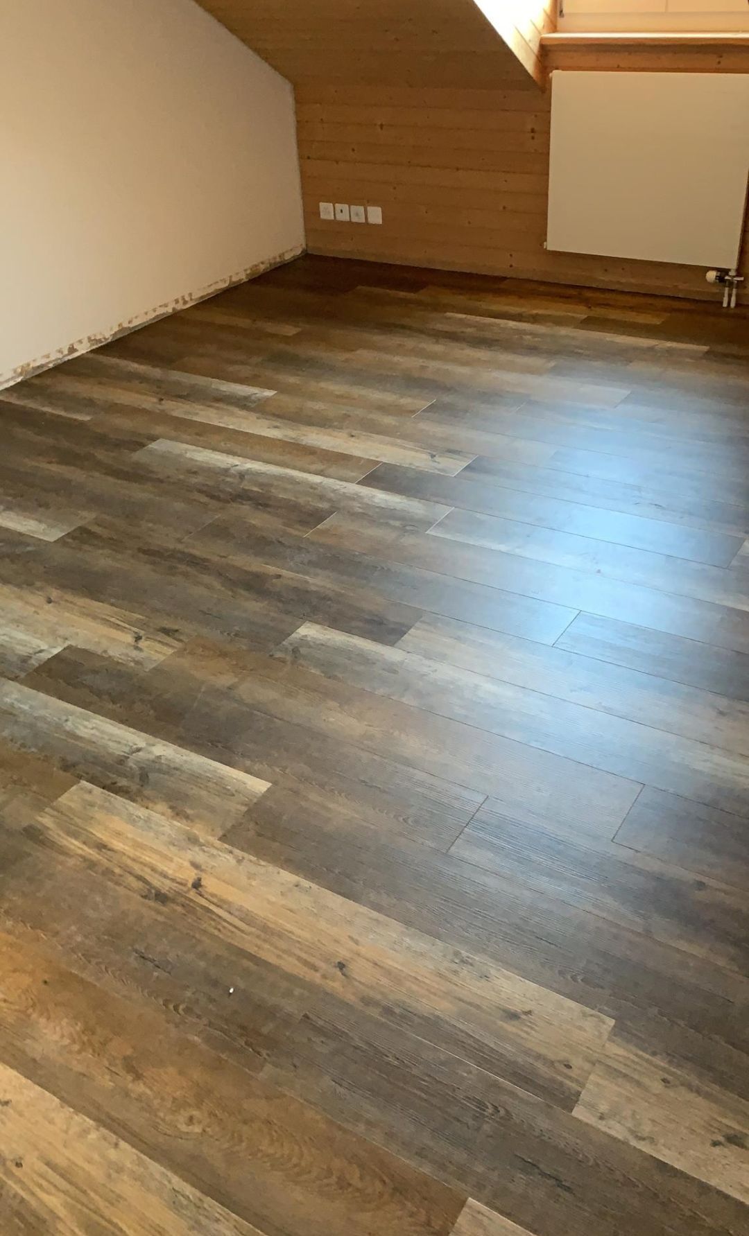 Pieroni Parkett & Bodenbeläge GmbH