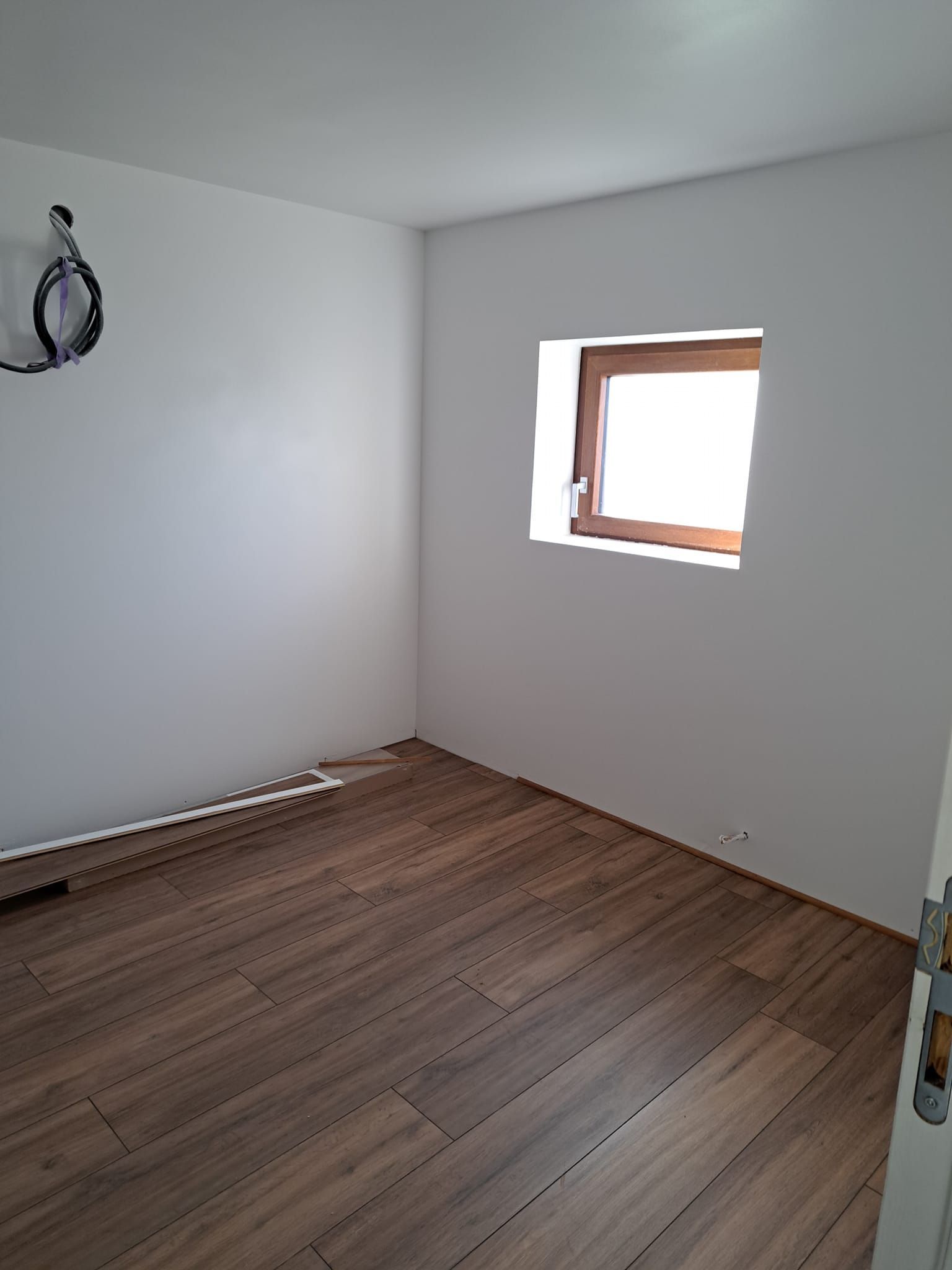 Murs peints en blanc