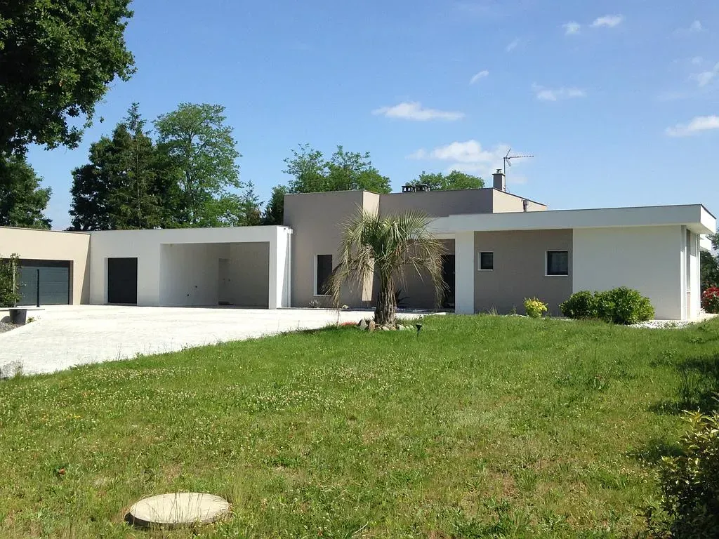 Maison récente repeinte