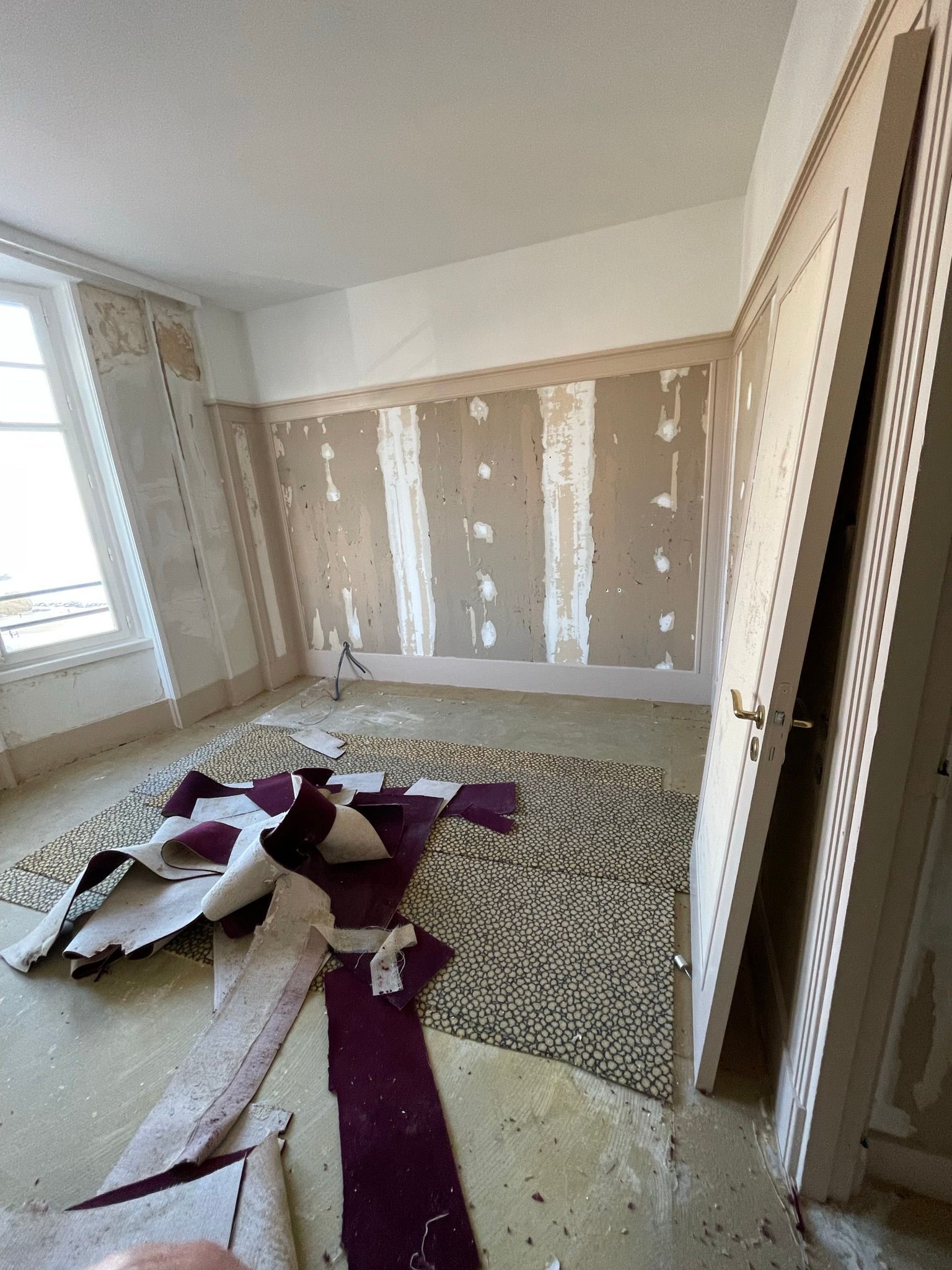 Travaux de peinture en cours