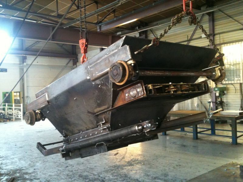 Chariot de transport de matières premières