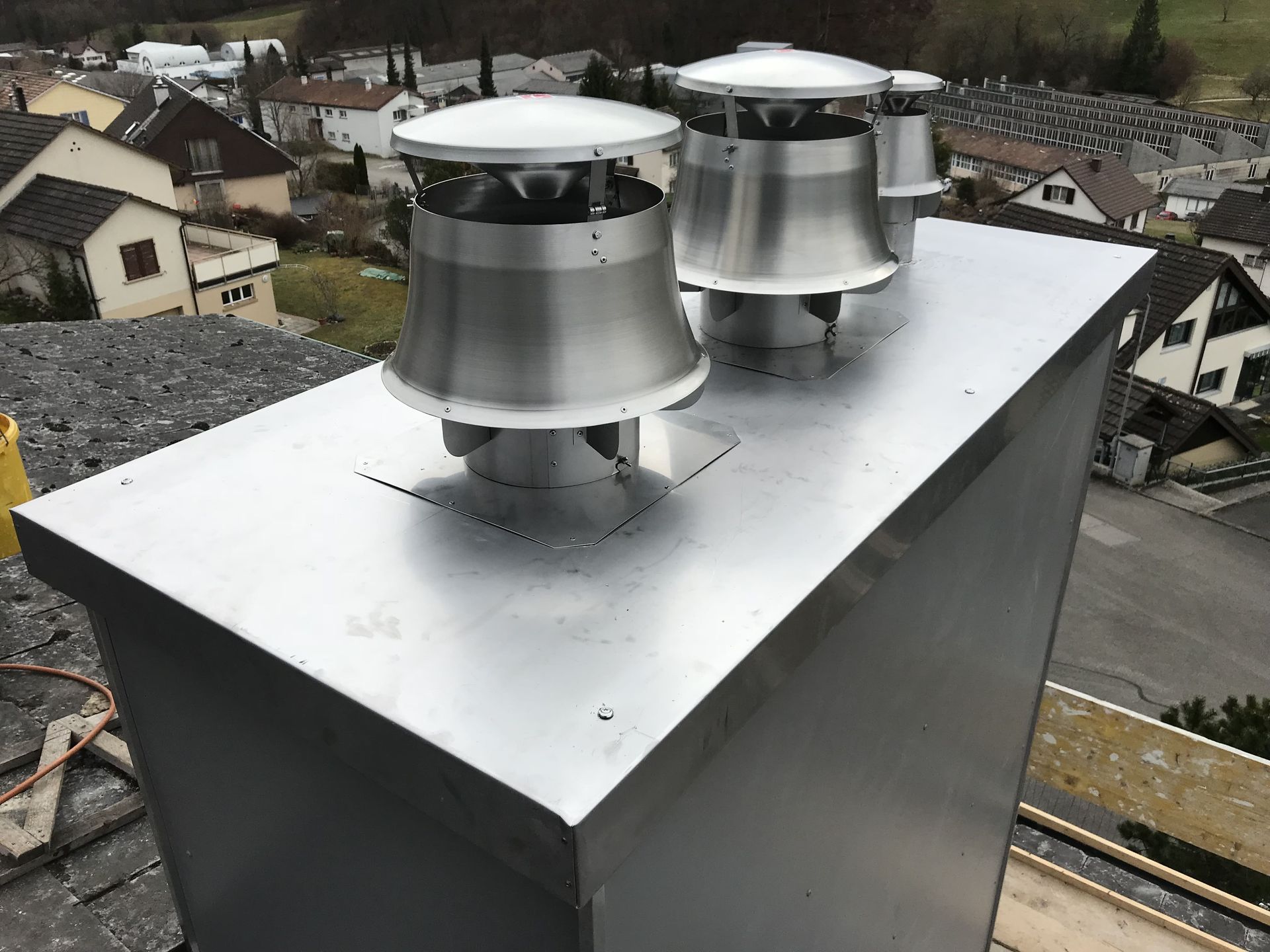 Zihlmann Bedachungen, Holzbau und Spenglerei