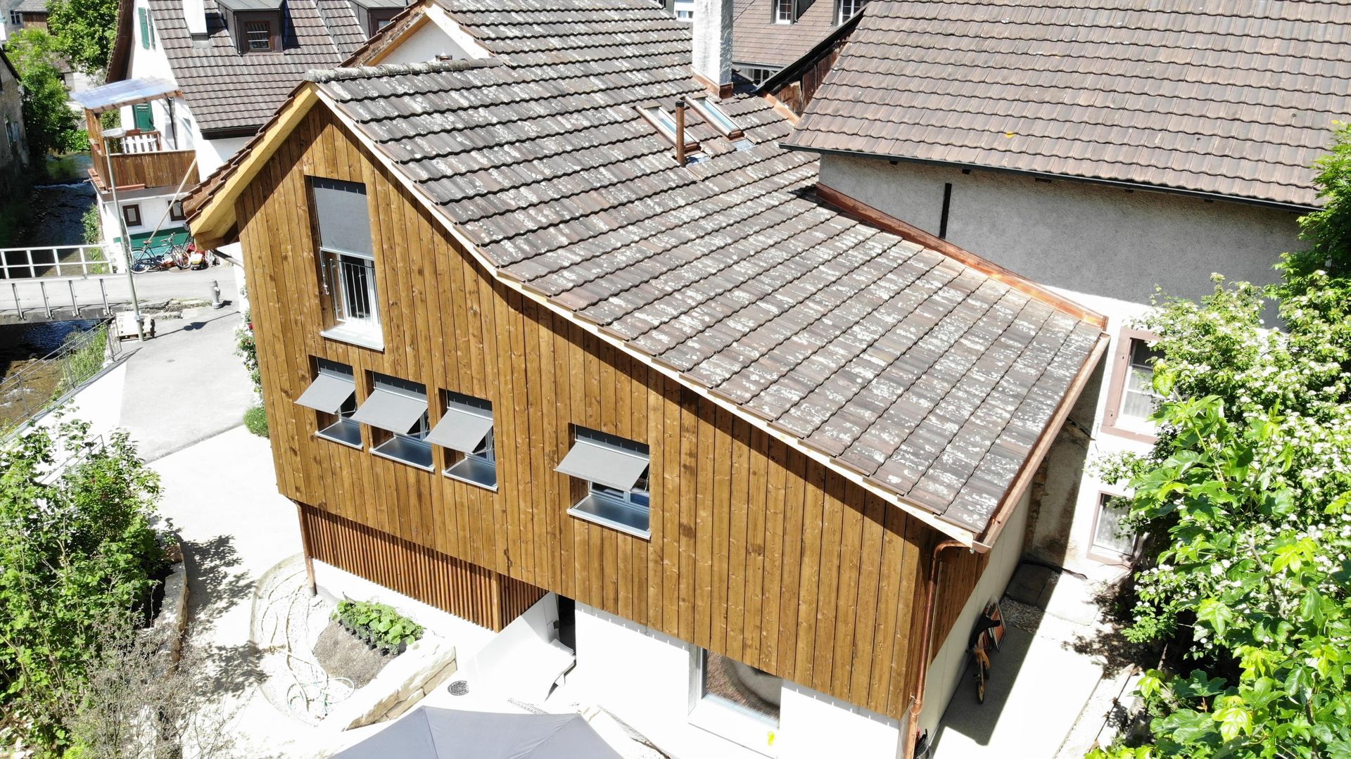 Zihlmann Bedachungen, Holzbau und Spenglerei