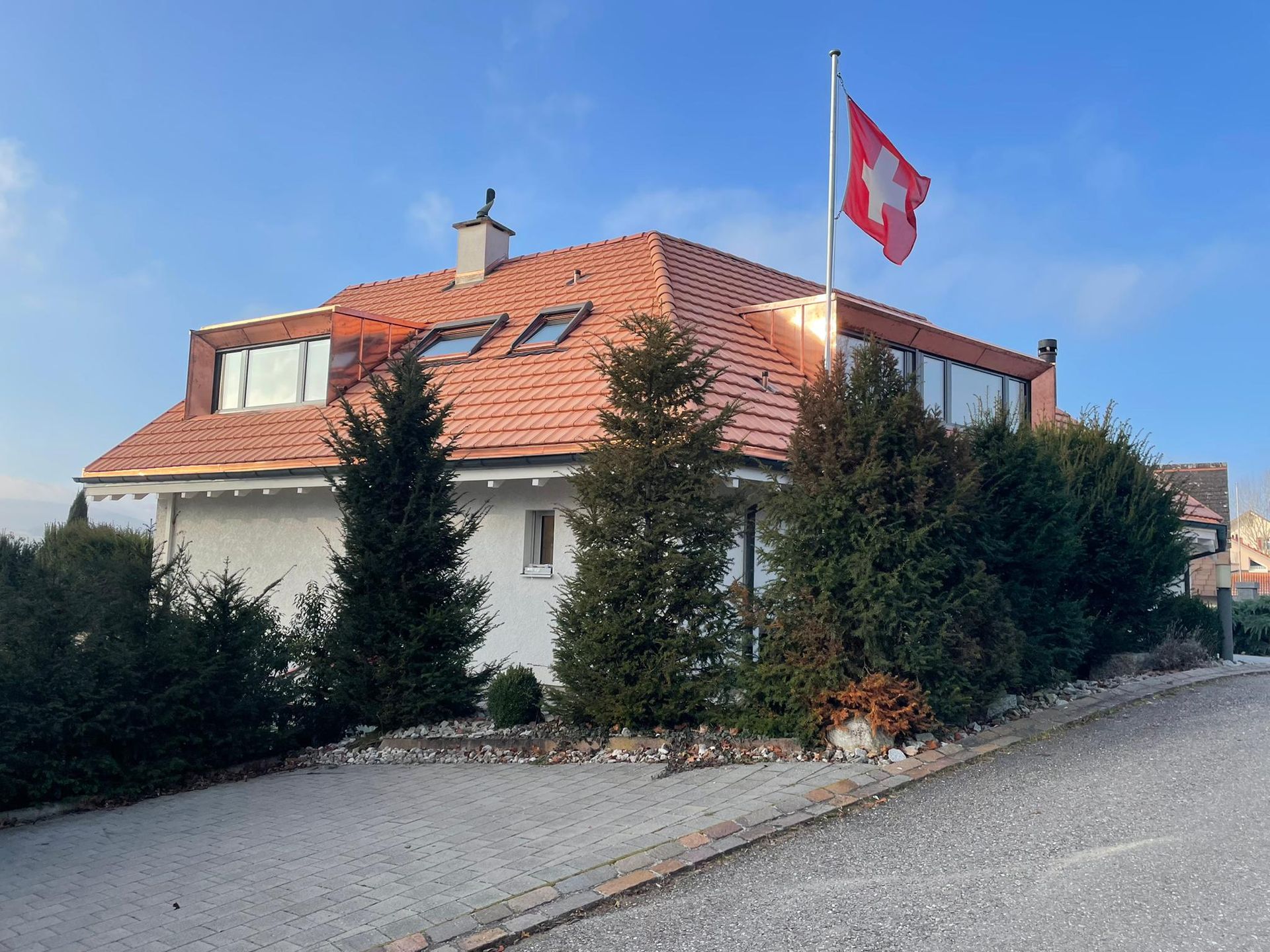 Zihlmann Bedachungen, Holzbau und Spenglerei