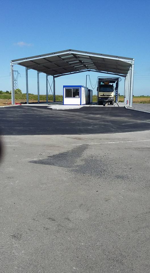 Tunnel de lavage auto