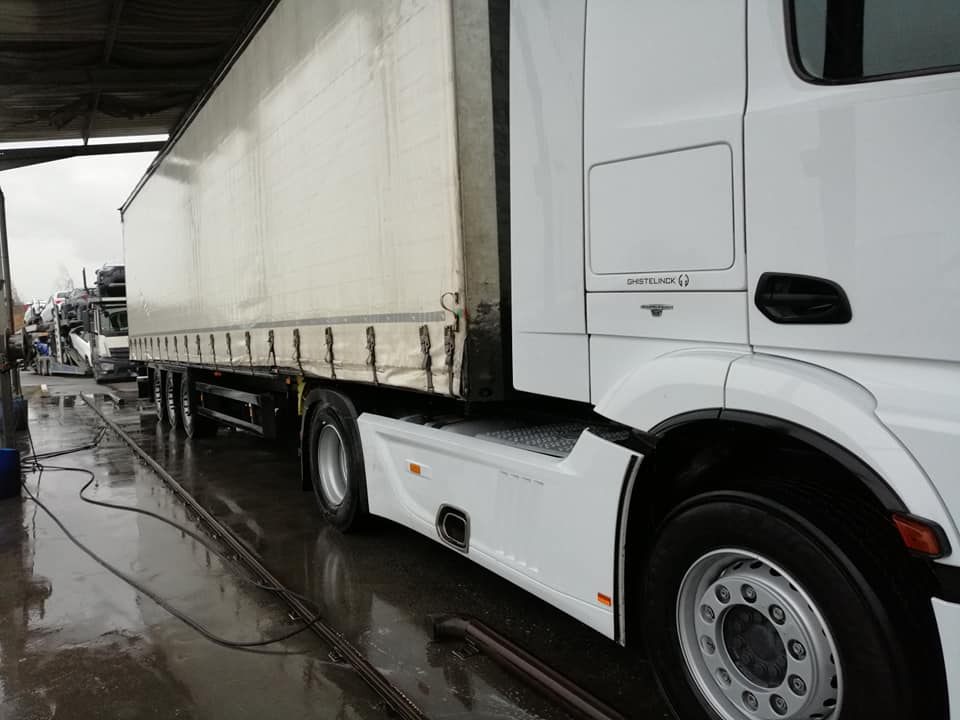 Nettoyage poids lourd après