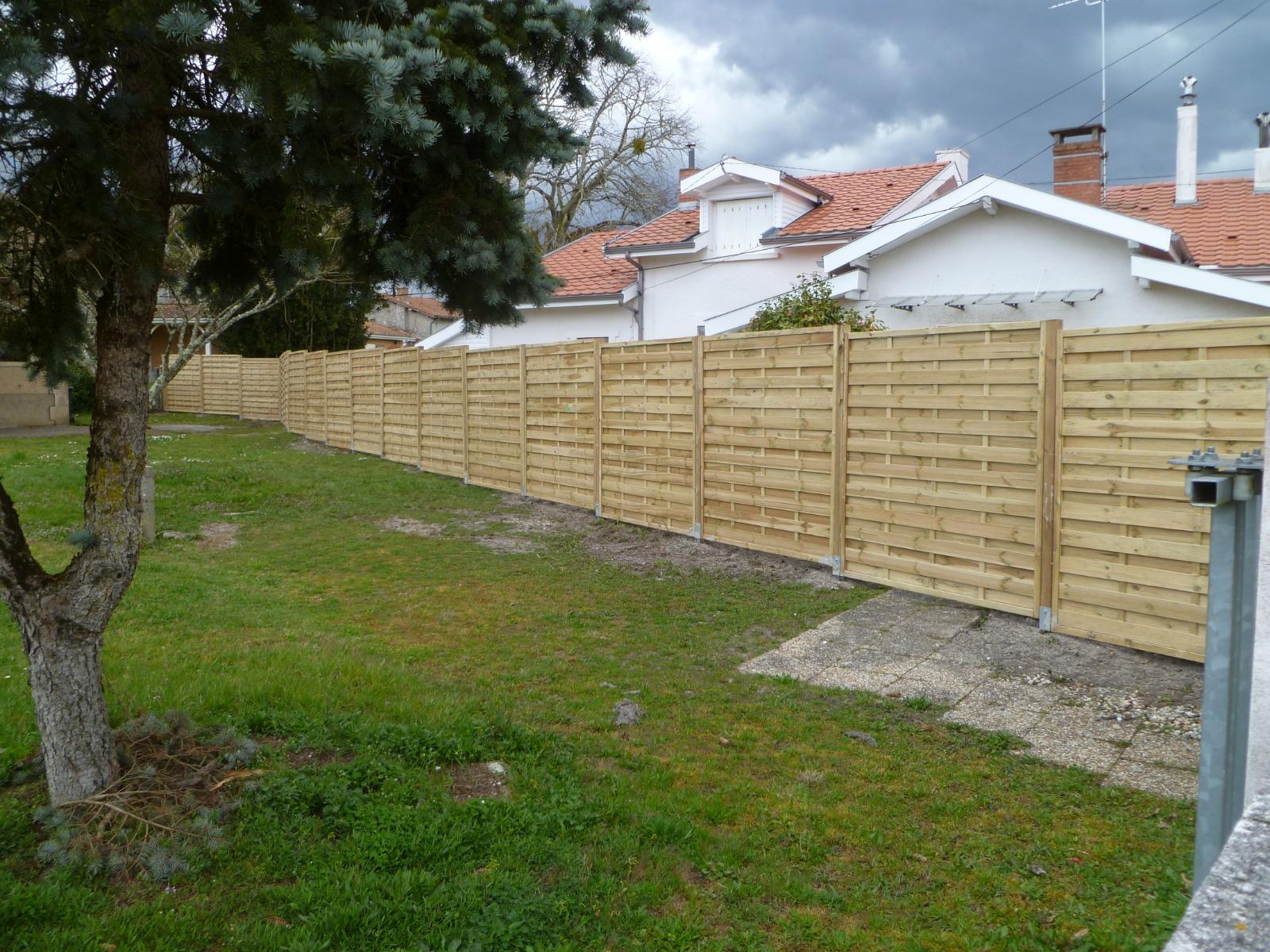 Palissage en bois à Belin-Béliet