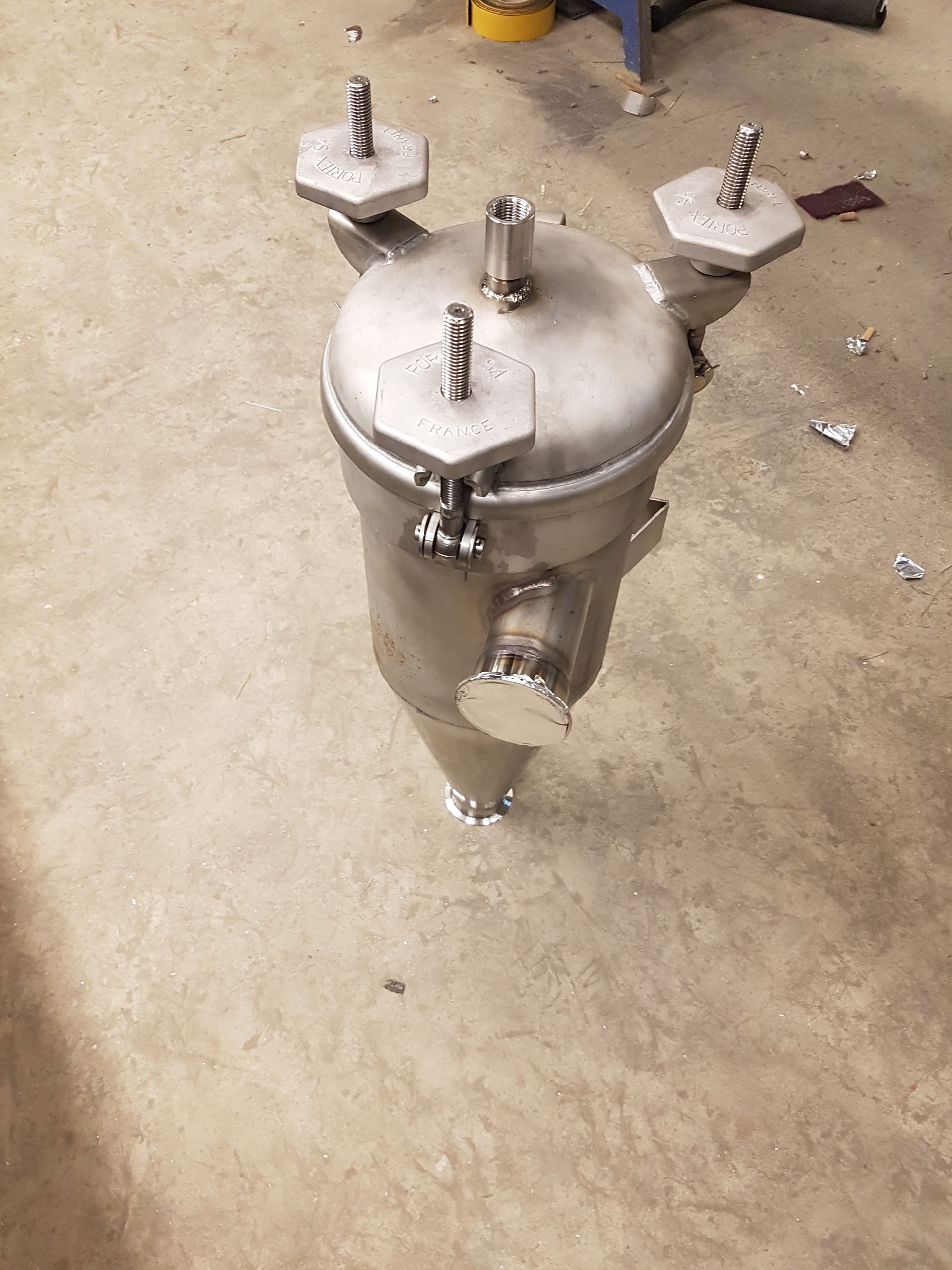 Nos réalisations : une pièce métallique fabriquée dans notre atelier