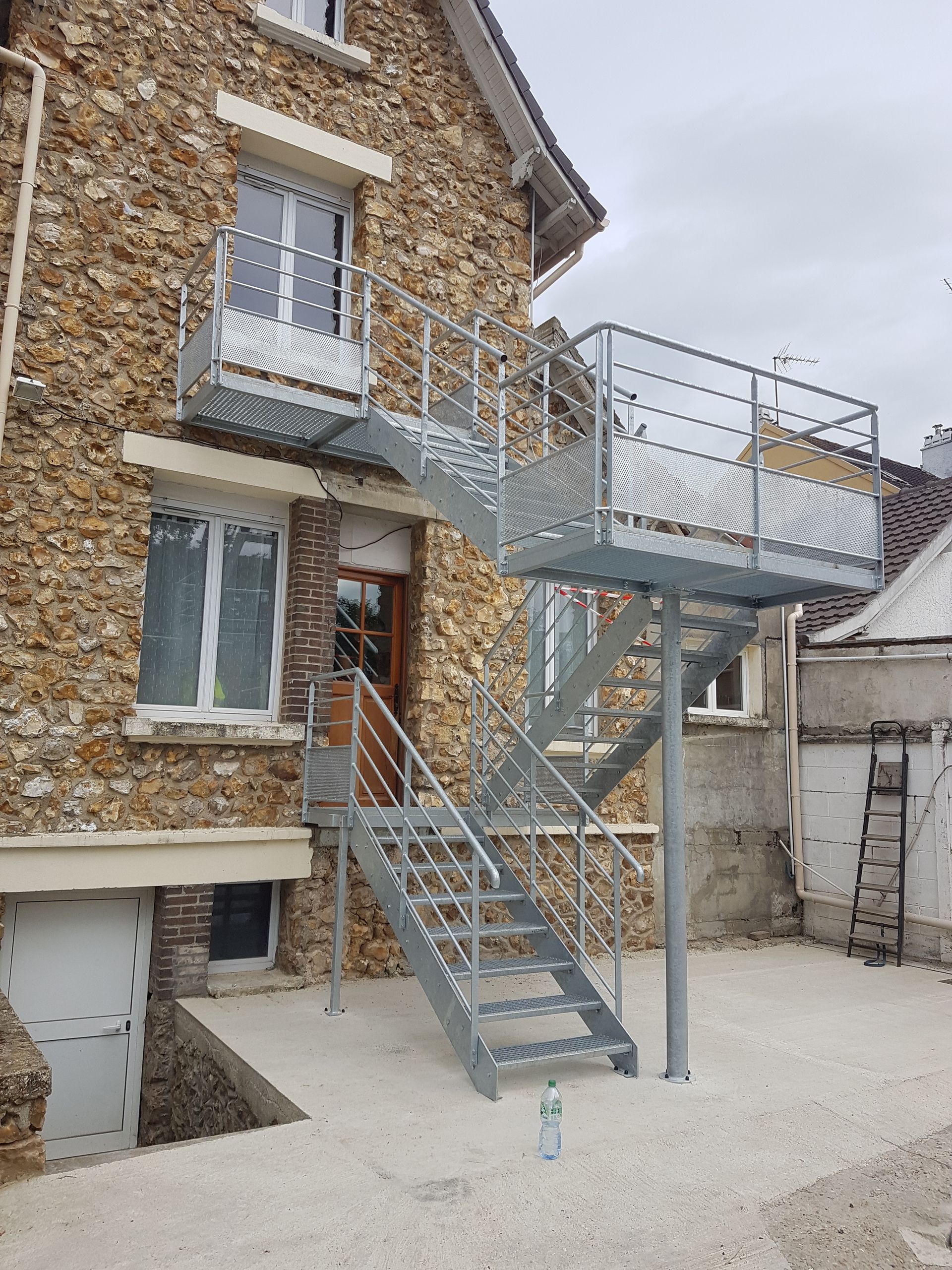 Nos réalisations : un escalier à plusieurs étages