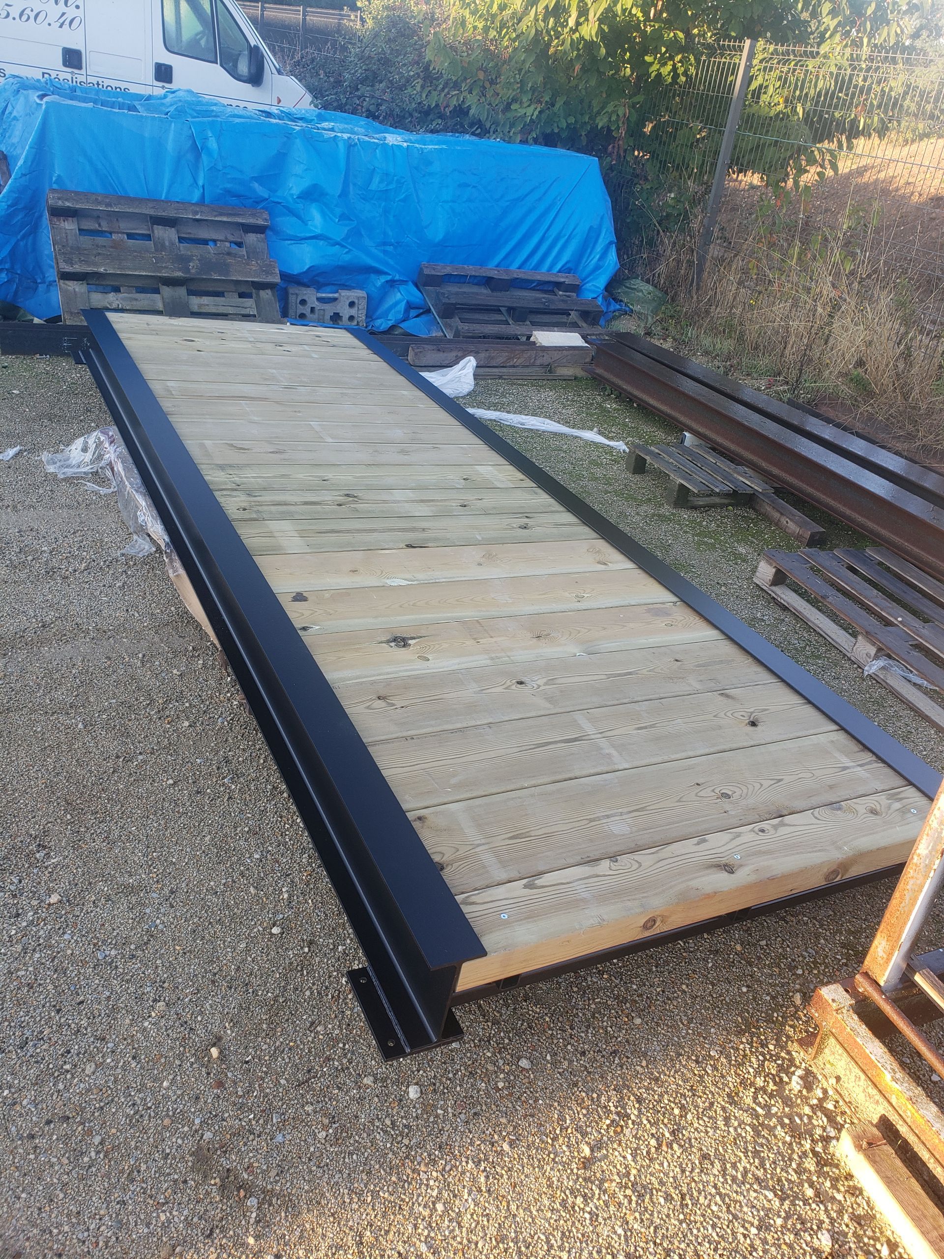 Nos réalisations : une grande planche en bois