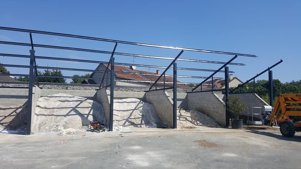 Réalisation d'une couverture pour le stockage du sel