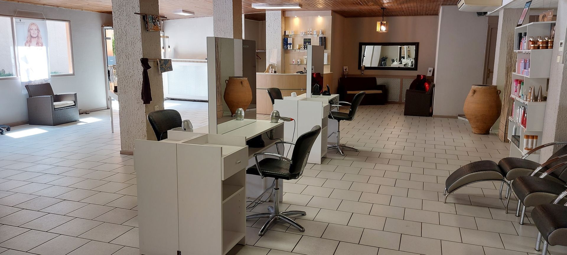 B.C Coiffure intérieur