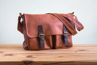 Ledertasche