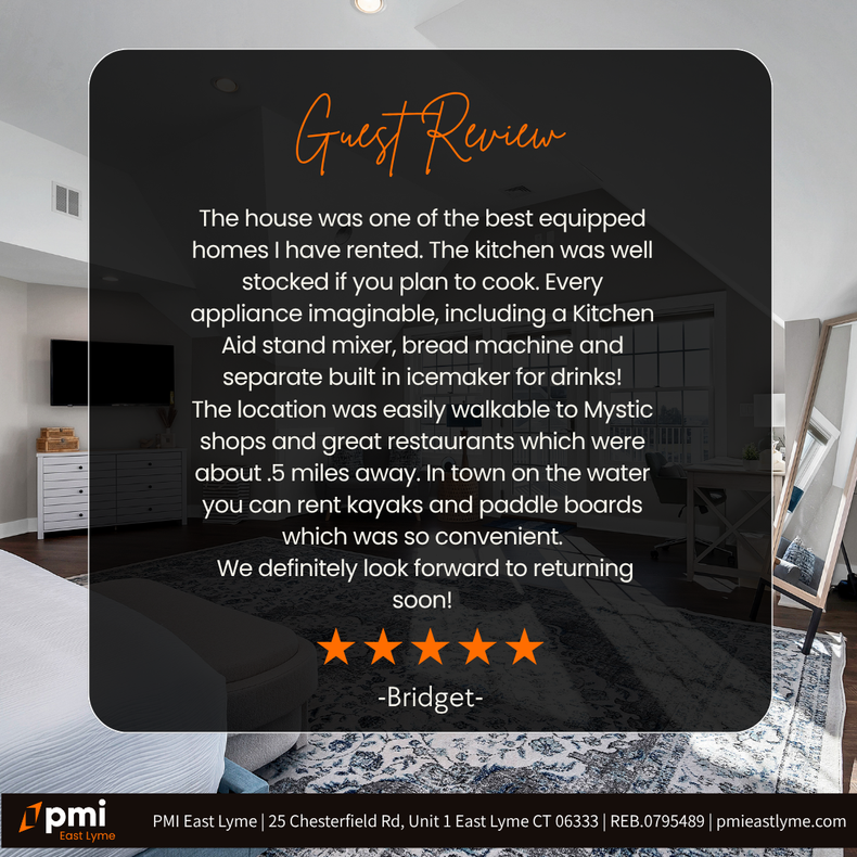 Guest review of a rental home: well-equipped kitchen, walkable to shops, convenient for water activities.