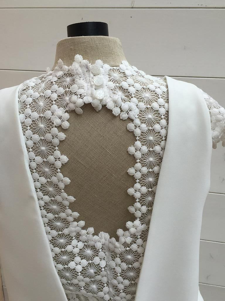 Dos de la robe de marièe après reprise