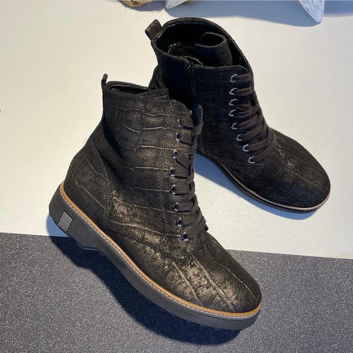 La Maison du Pied Sàrl