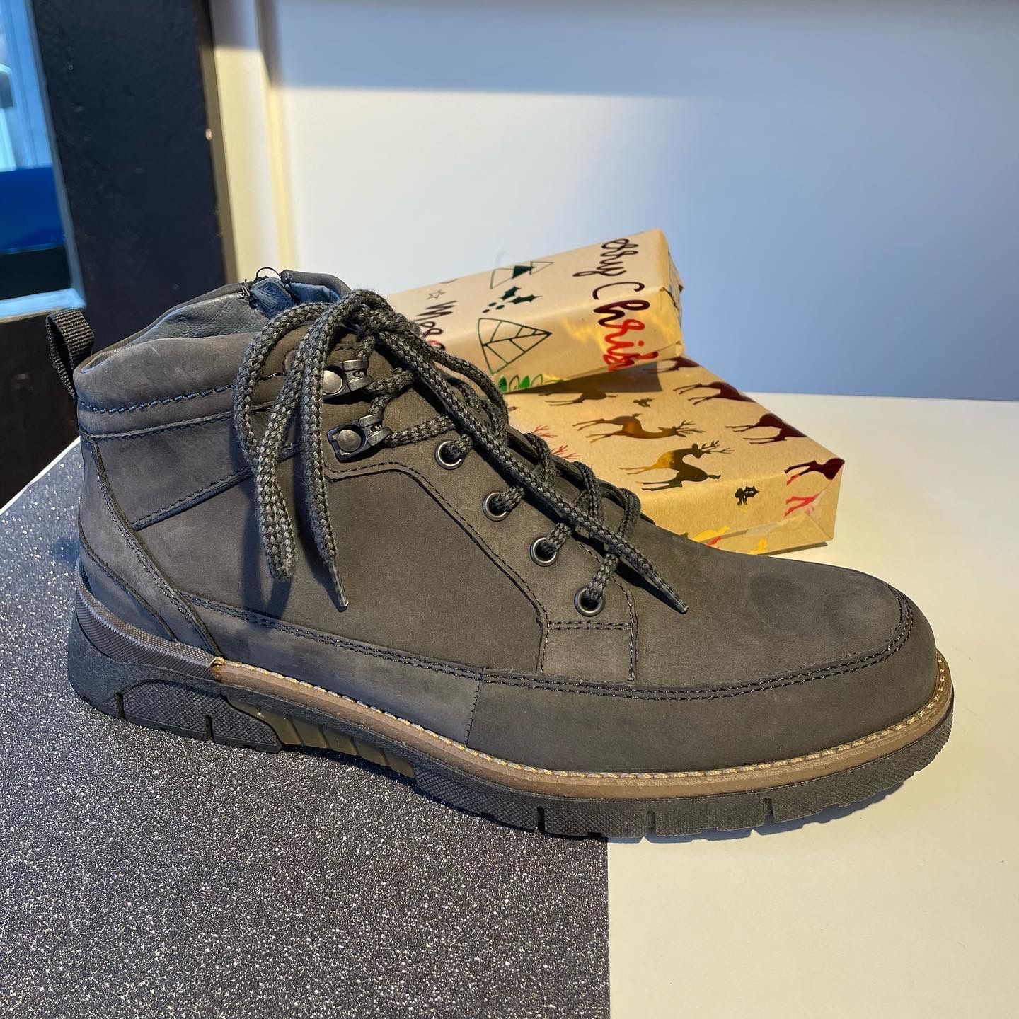 La Maison du Pied Sàrl