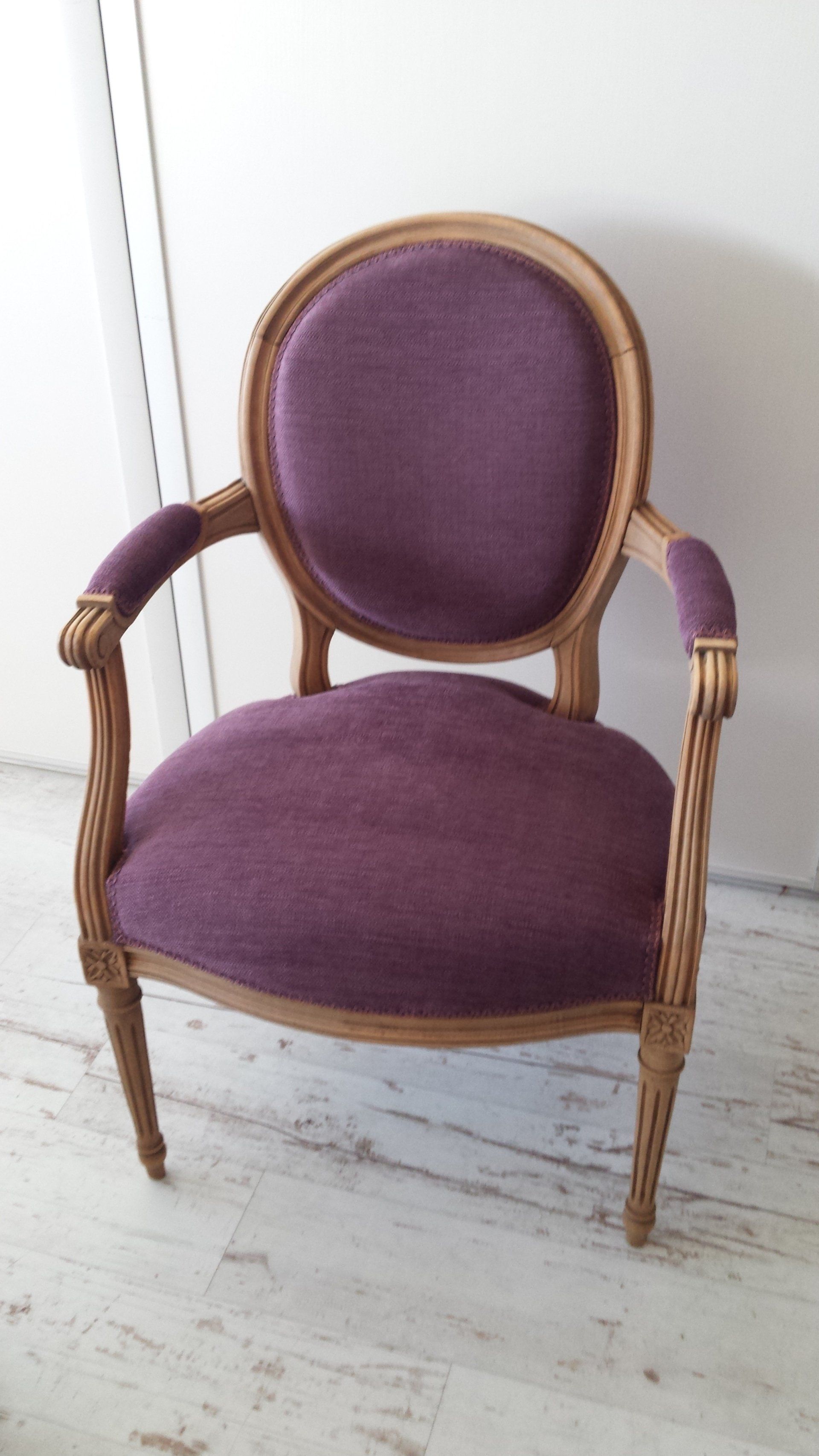 Fauteuil Louis XVI après relookage