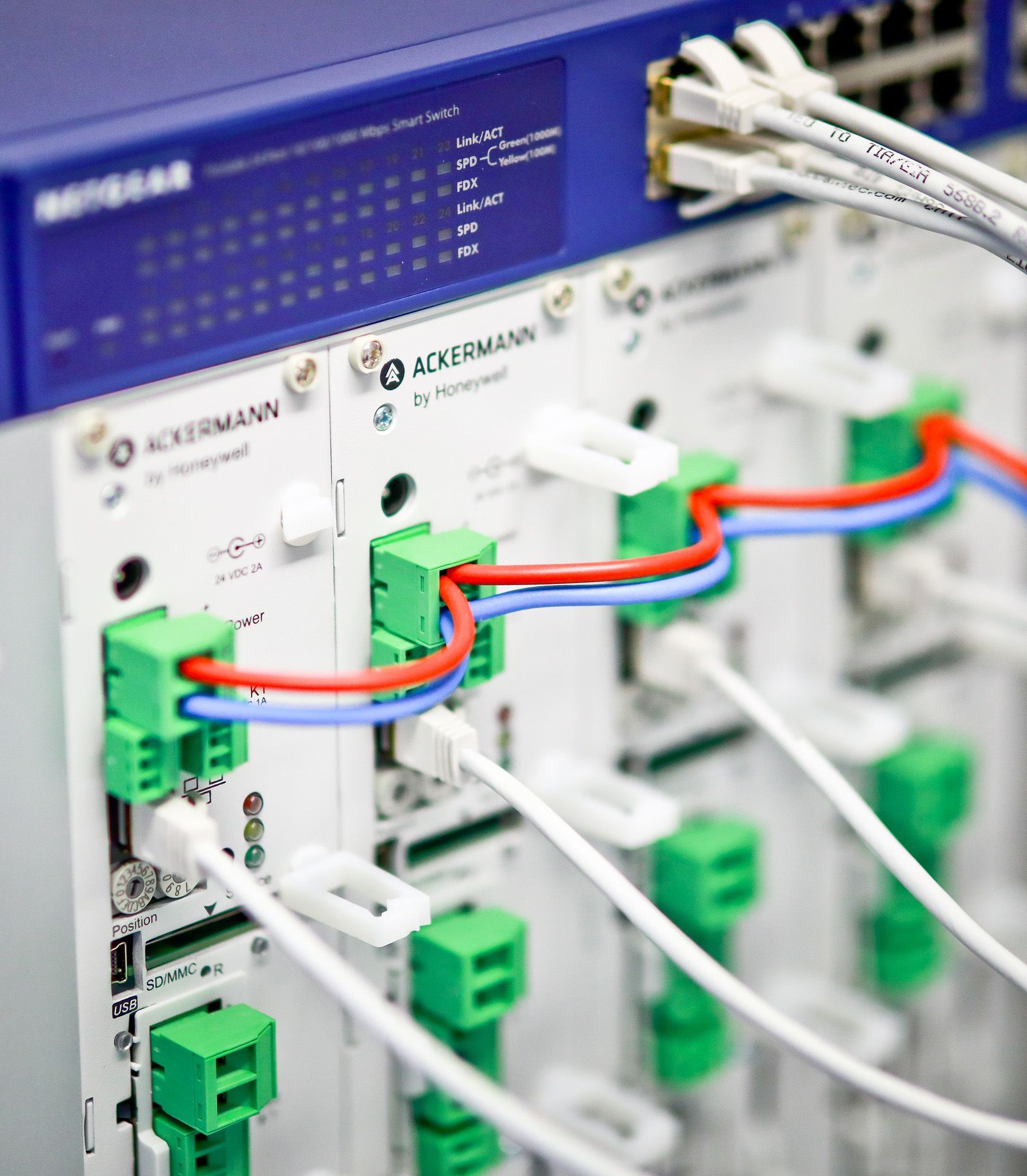 Kommunikationstechnik und Lichtrufsystem für medizinische Einrichtungen