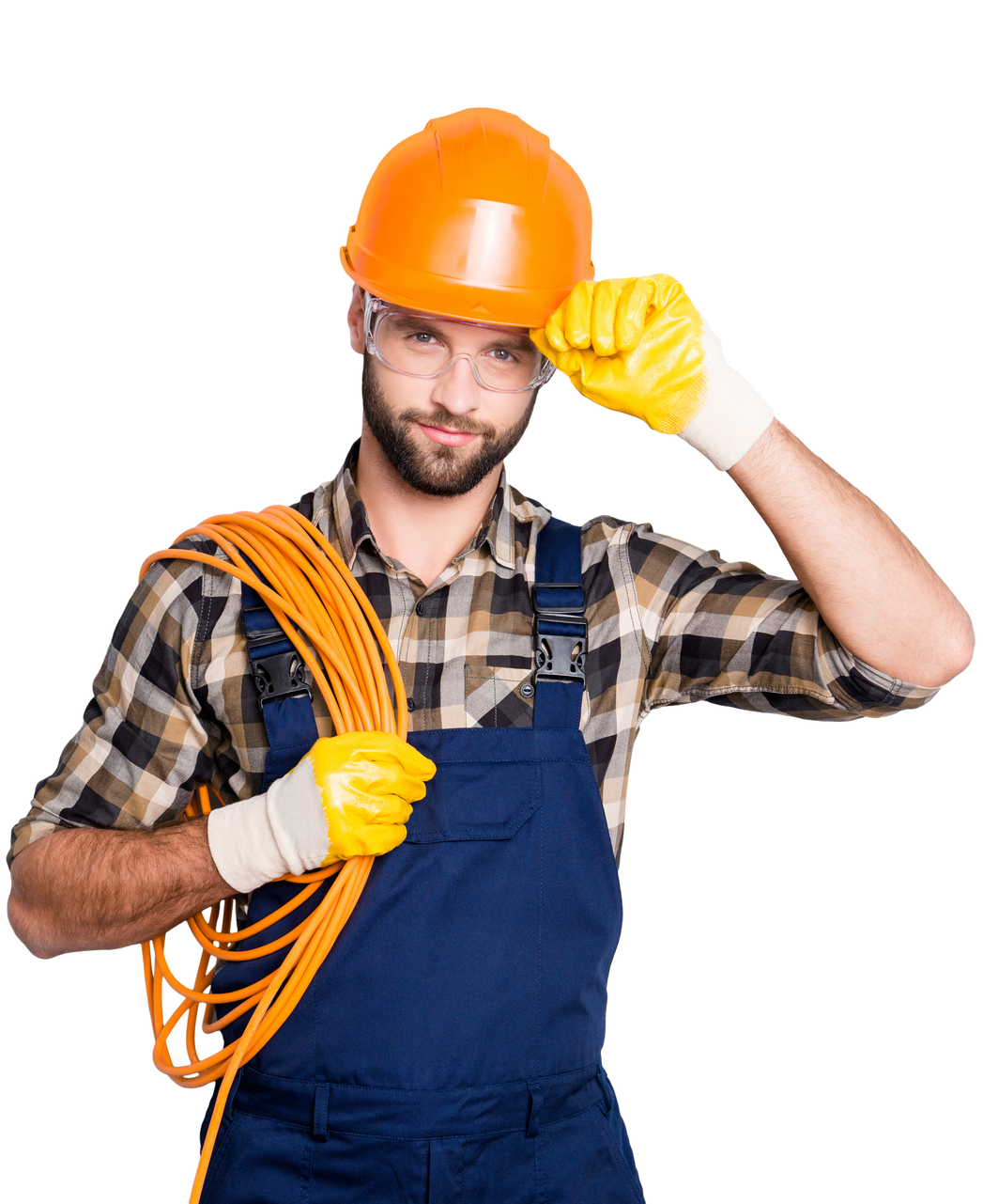 Un ouvrier du bâtiment en salopette bleue, casque orange et lunettes de sécurité, tenant un câble orange, regarde l'internaute.